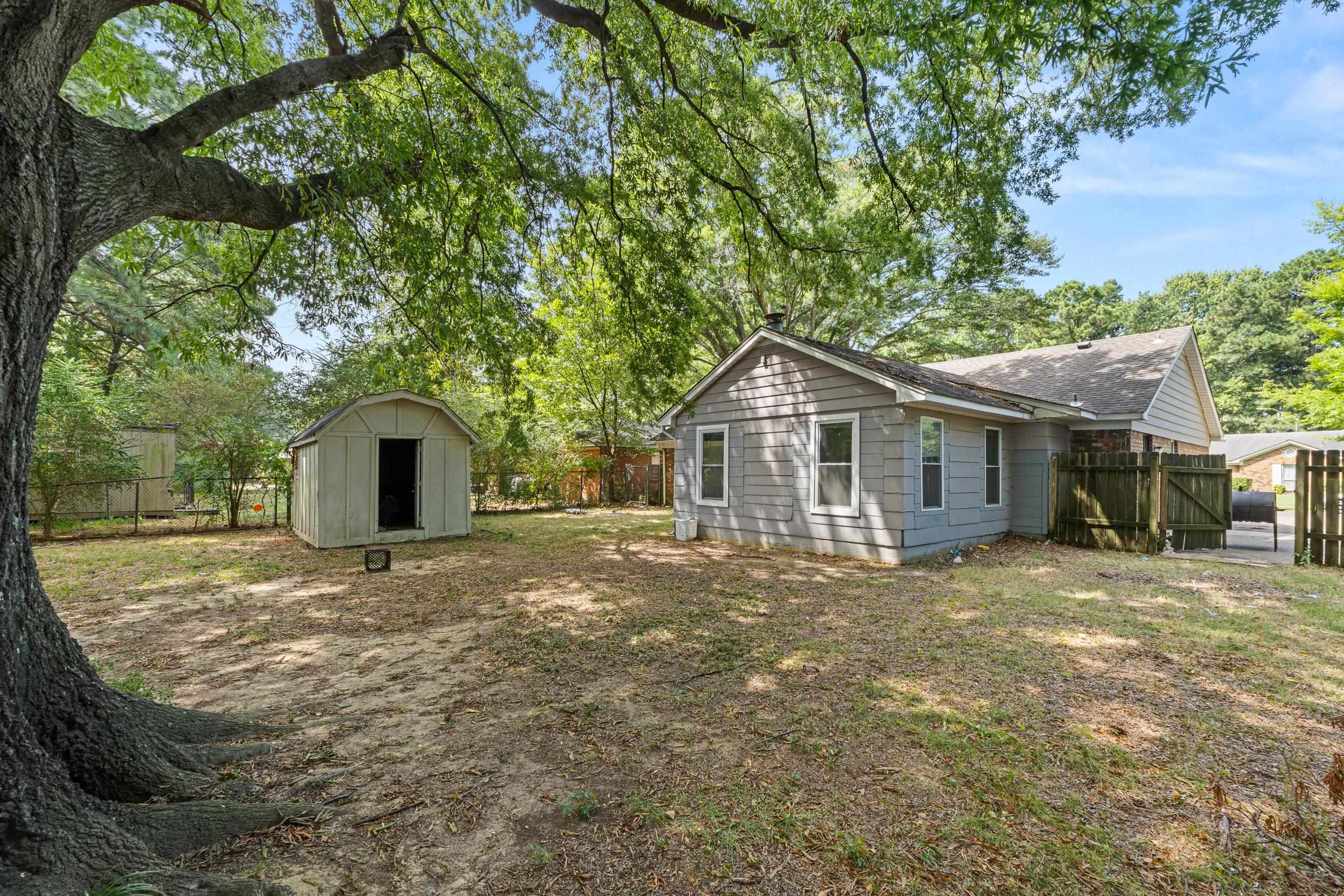 3468 Mckenzie St Property Photo 4