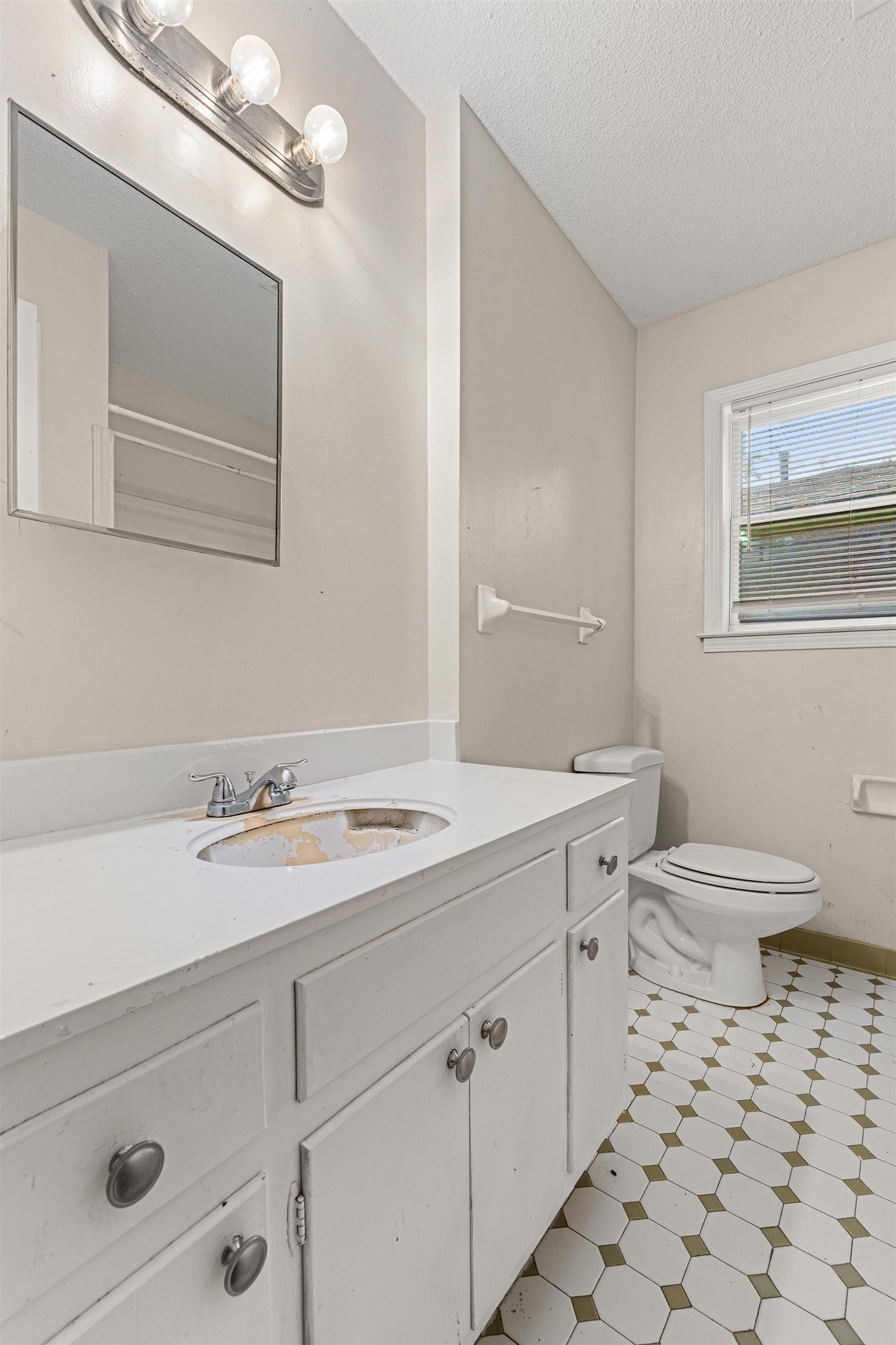 3468 Mckenzie St Property Photo 23