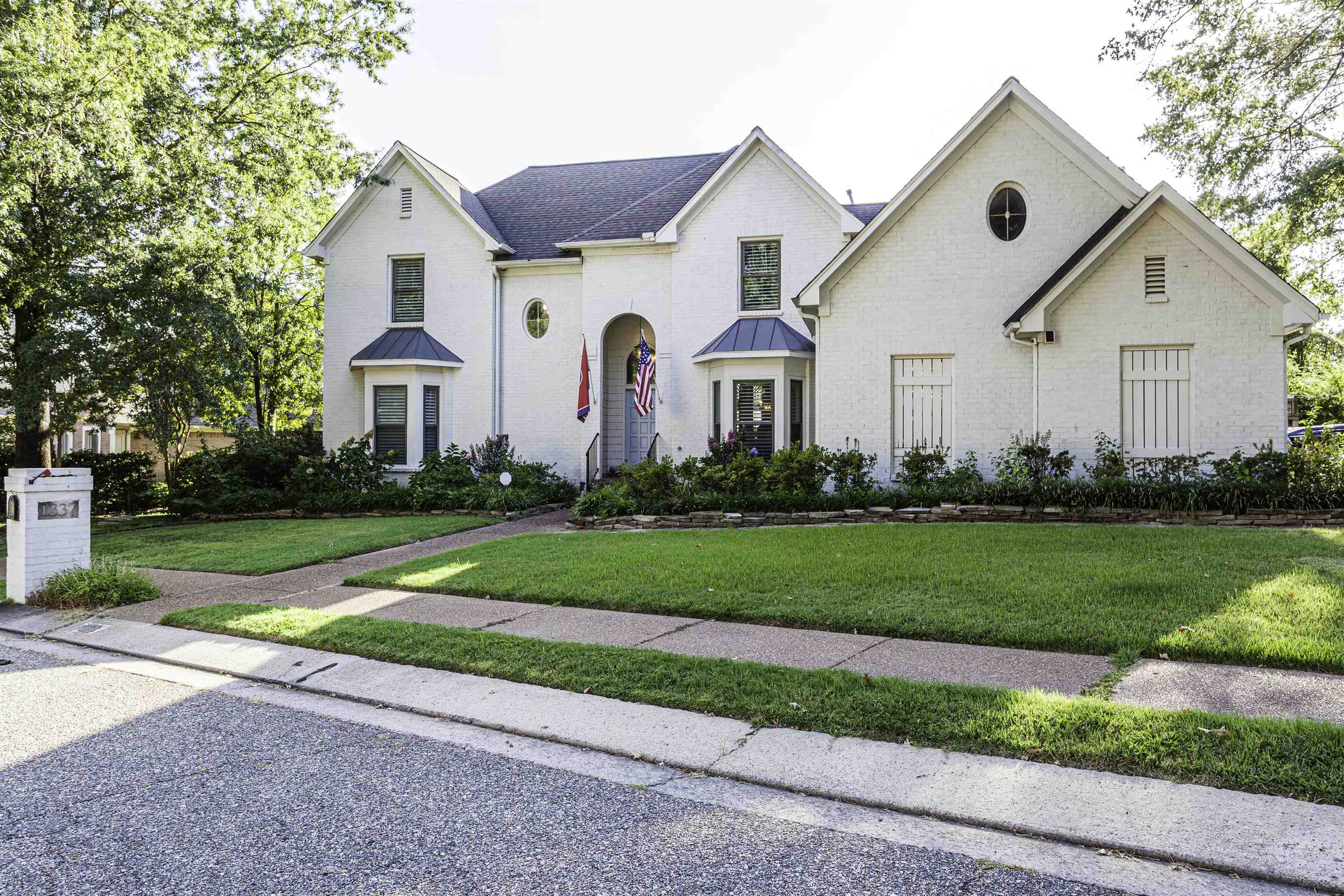 1337 Fairway Forest Dr E Property Photo 1