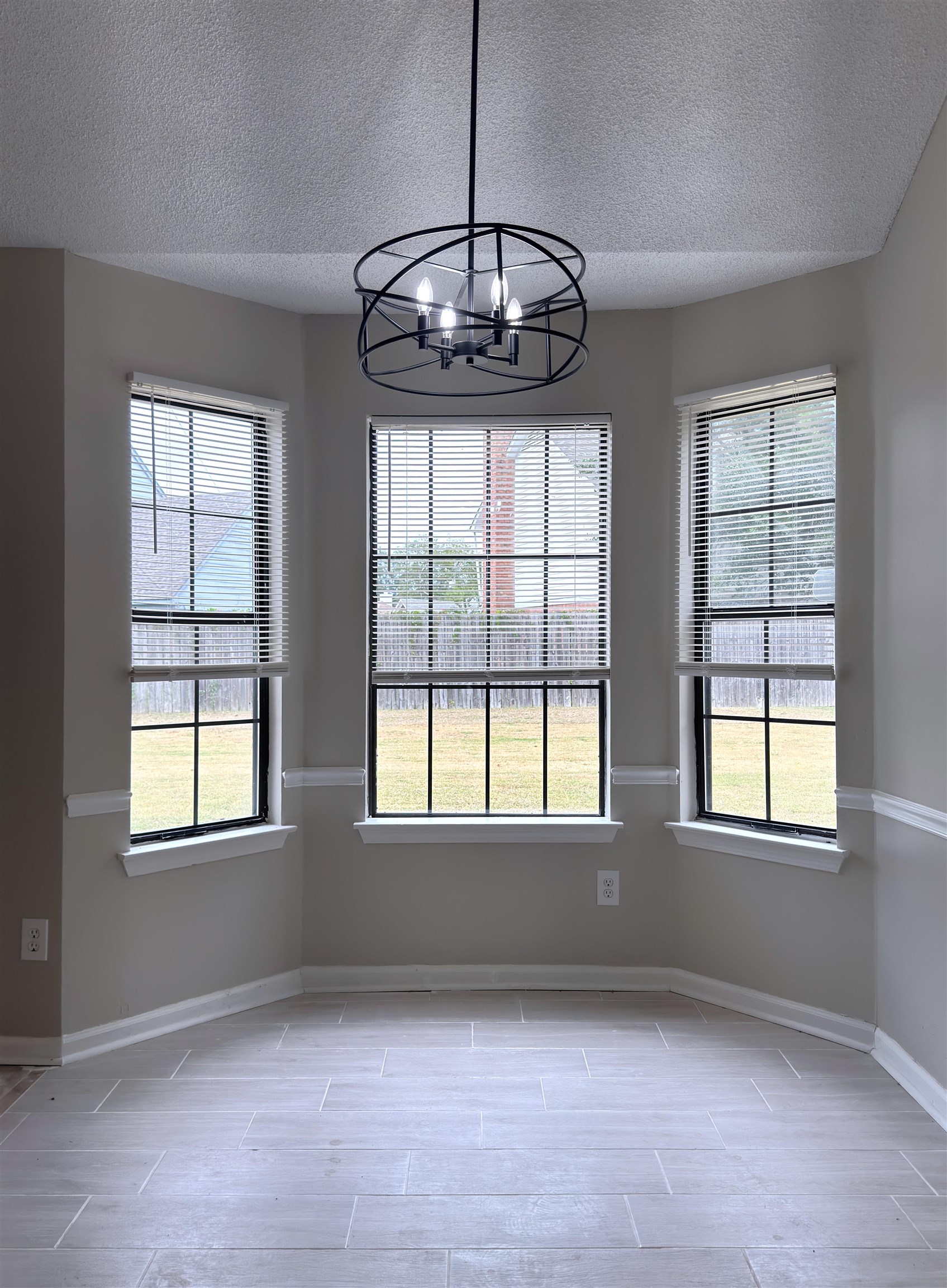 4566 Bassett Hall Dr Property Photo 10