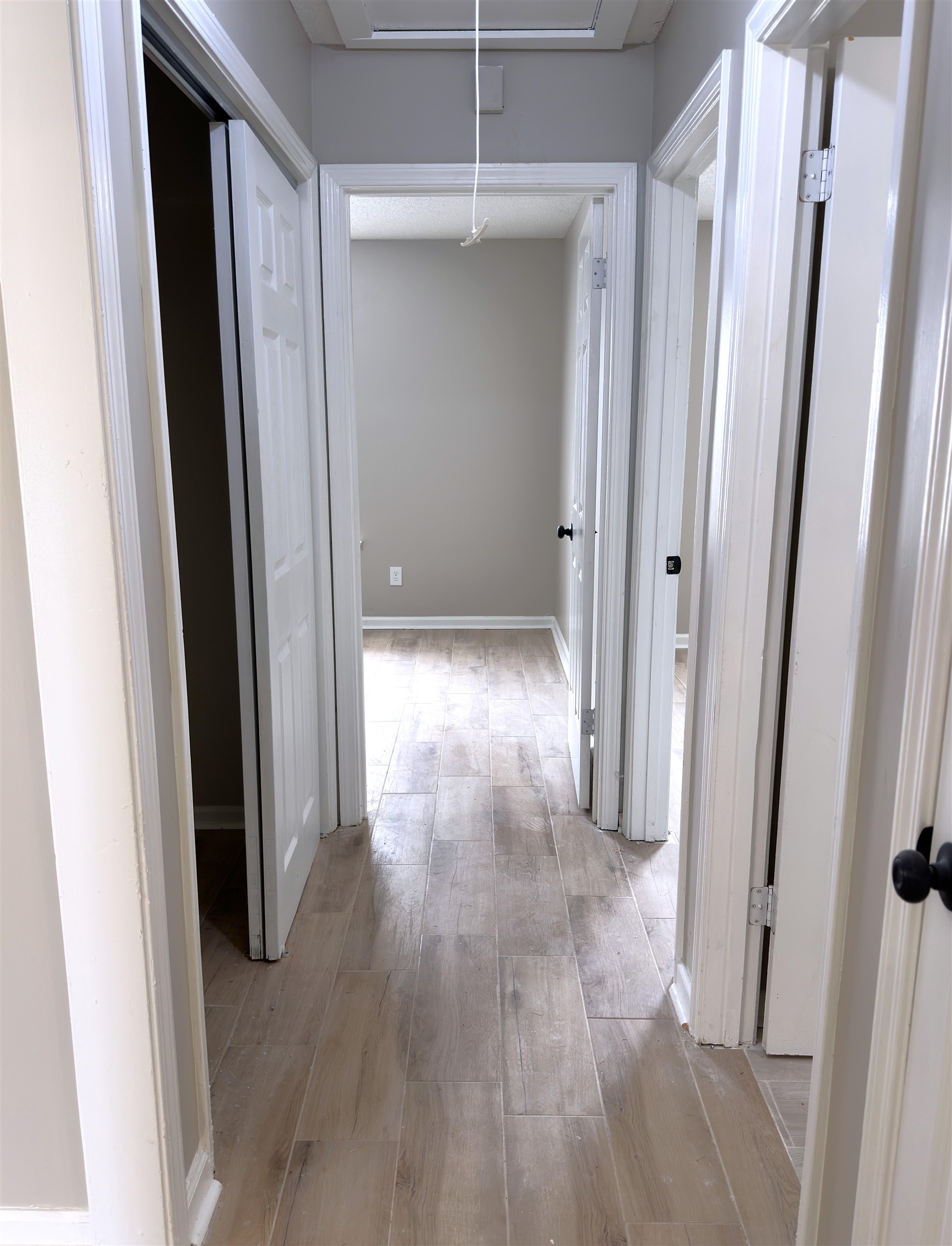 4566 Bassett Hall Dr Property Photo 11