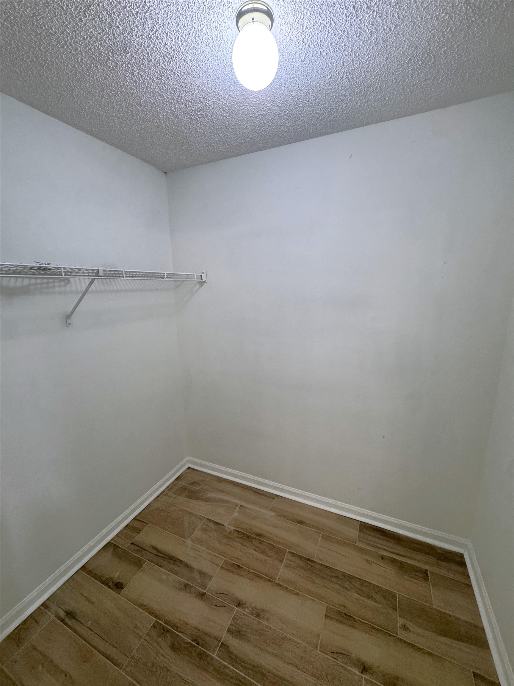 4566 Bassett Hall Dr Property Photo 15