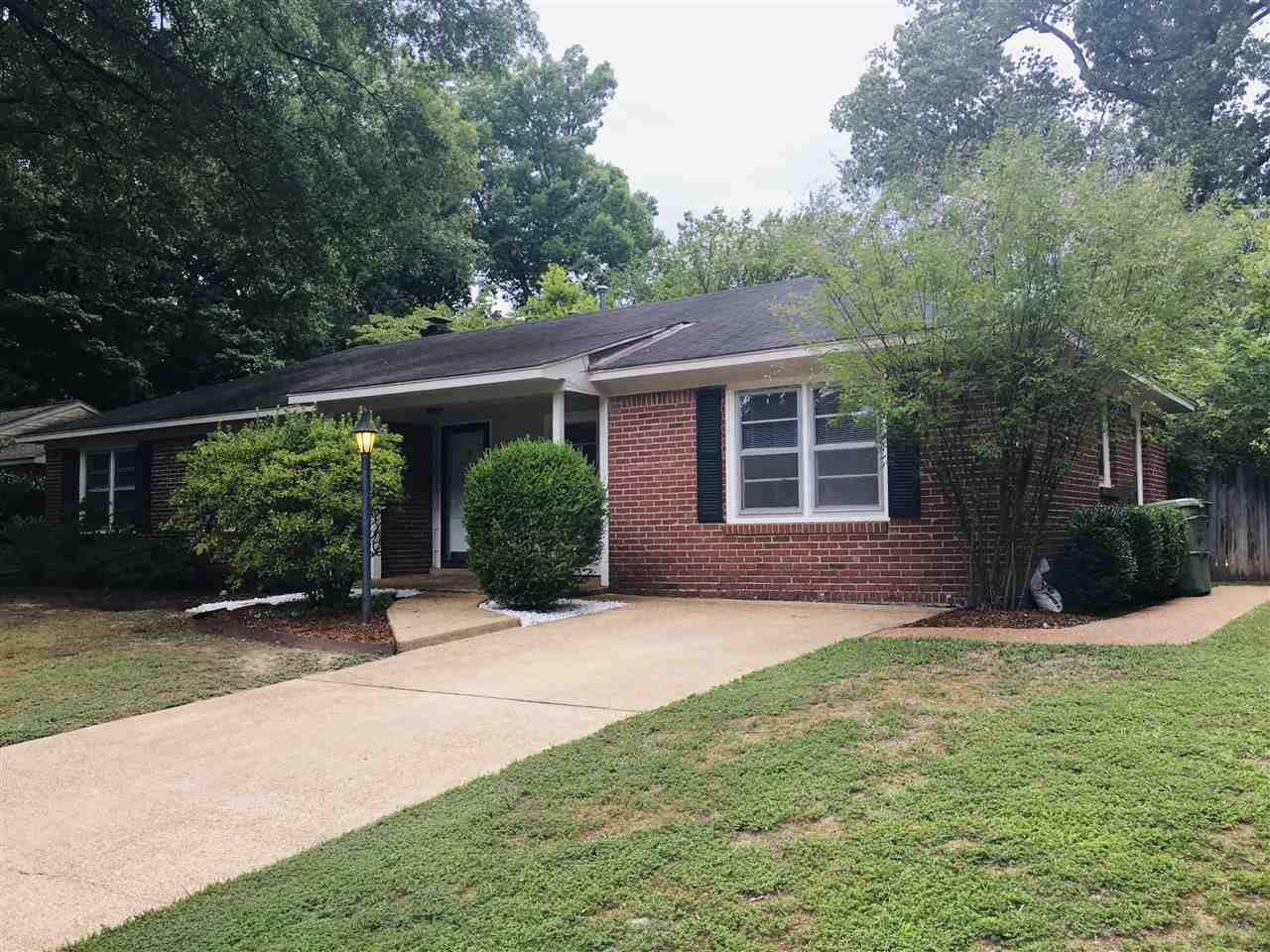 1185 Perkins Ter Property Photo 1