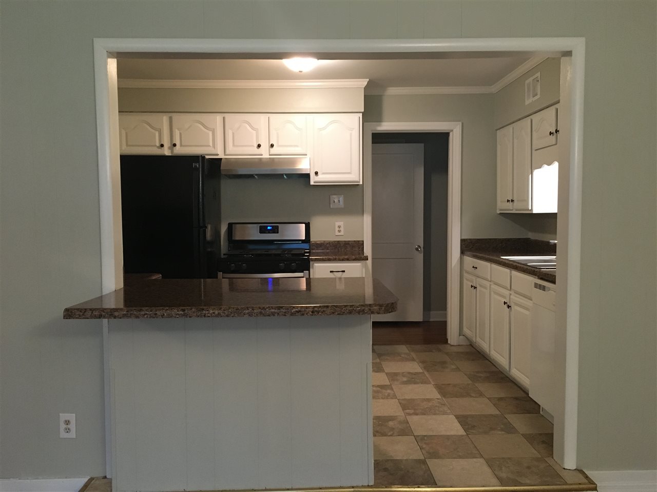 1185 Perkins Ter Property Photo 4