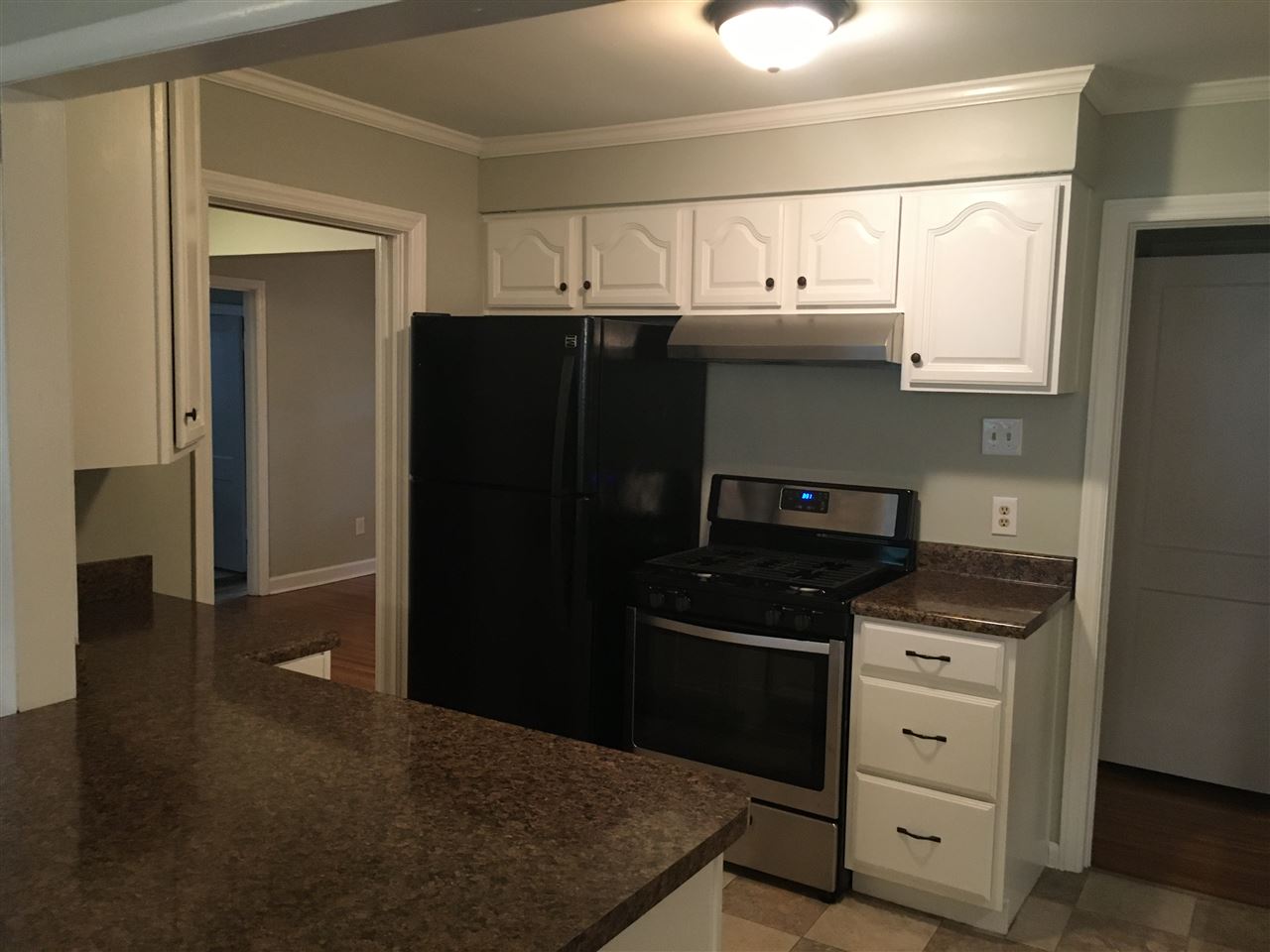 1185 Perkins Ter Property Photo 5