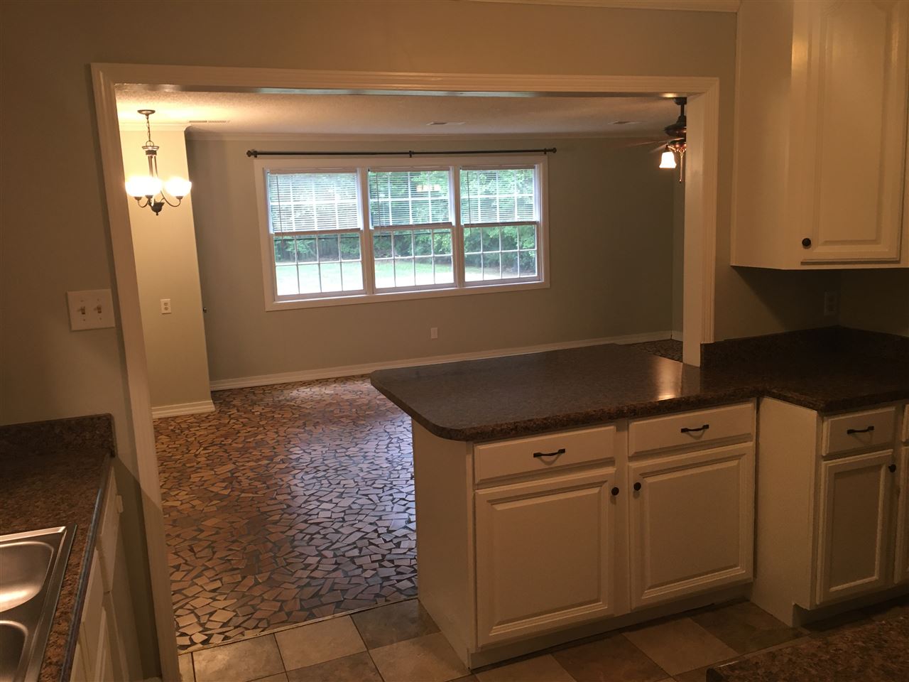1185 Perkins Ter Property Photo 7