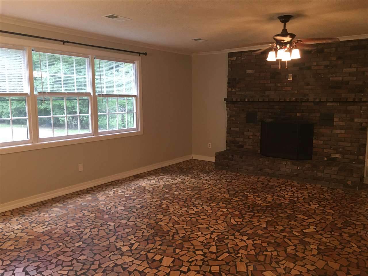 1185 Perkins Ter Property Photo 19