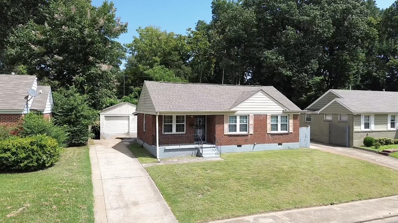 574 Waring Rd Property Photo 1