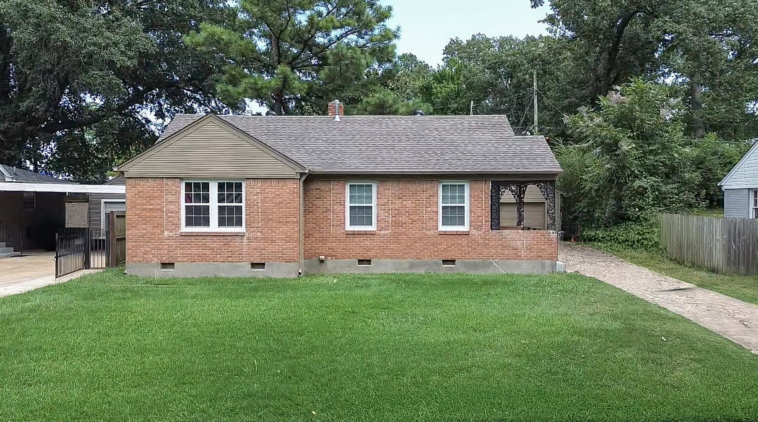 596 Waring Rd Property Photo 2