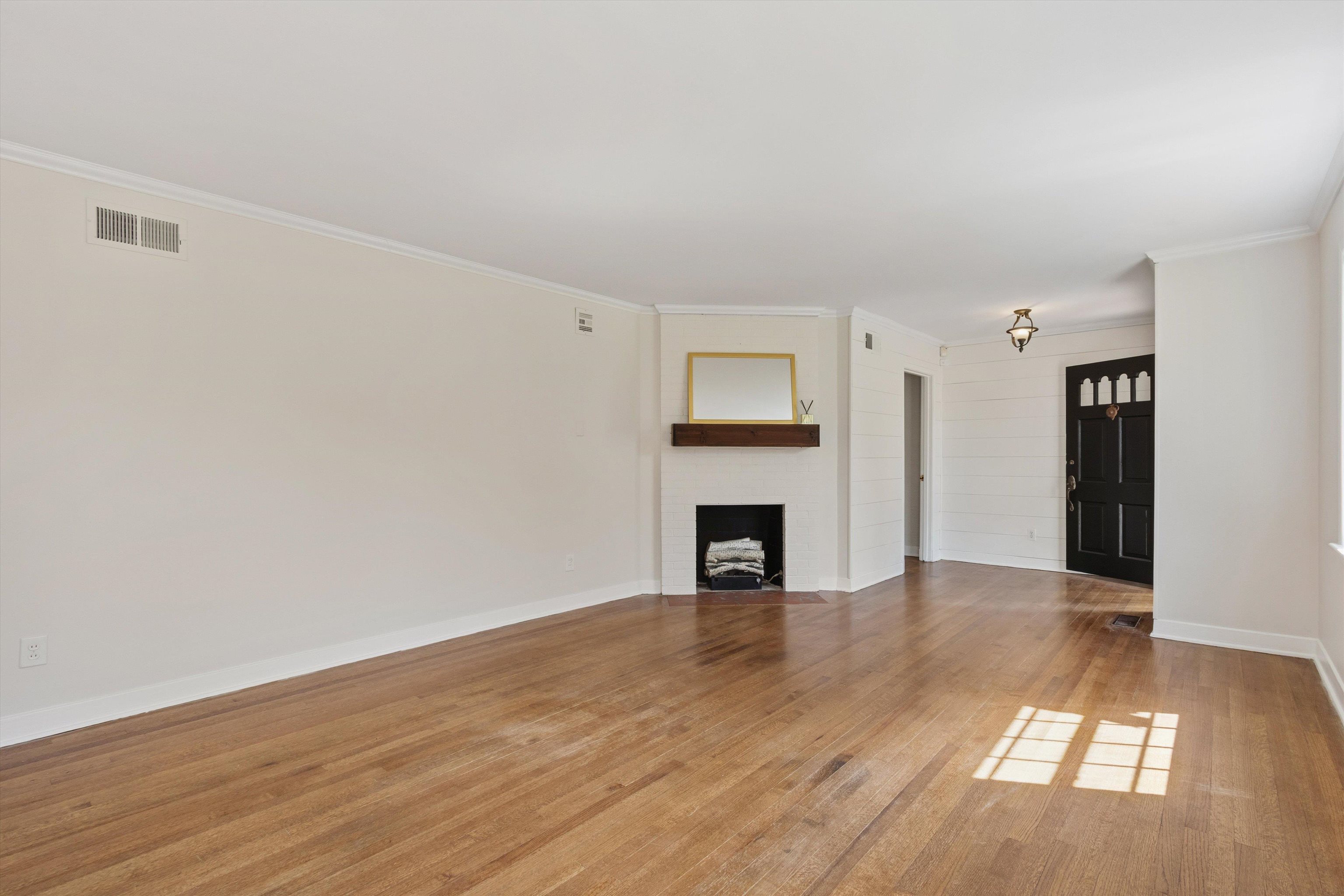 344 Chuckwood Rd Property Photo 5