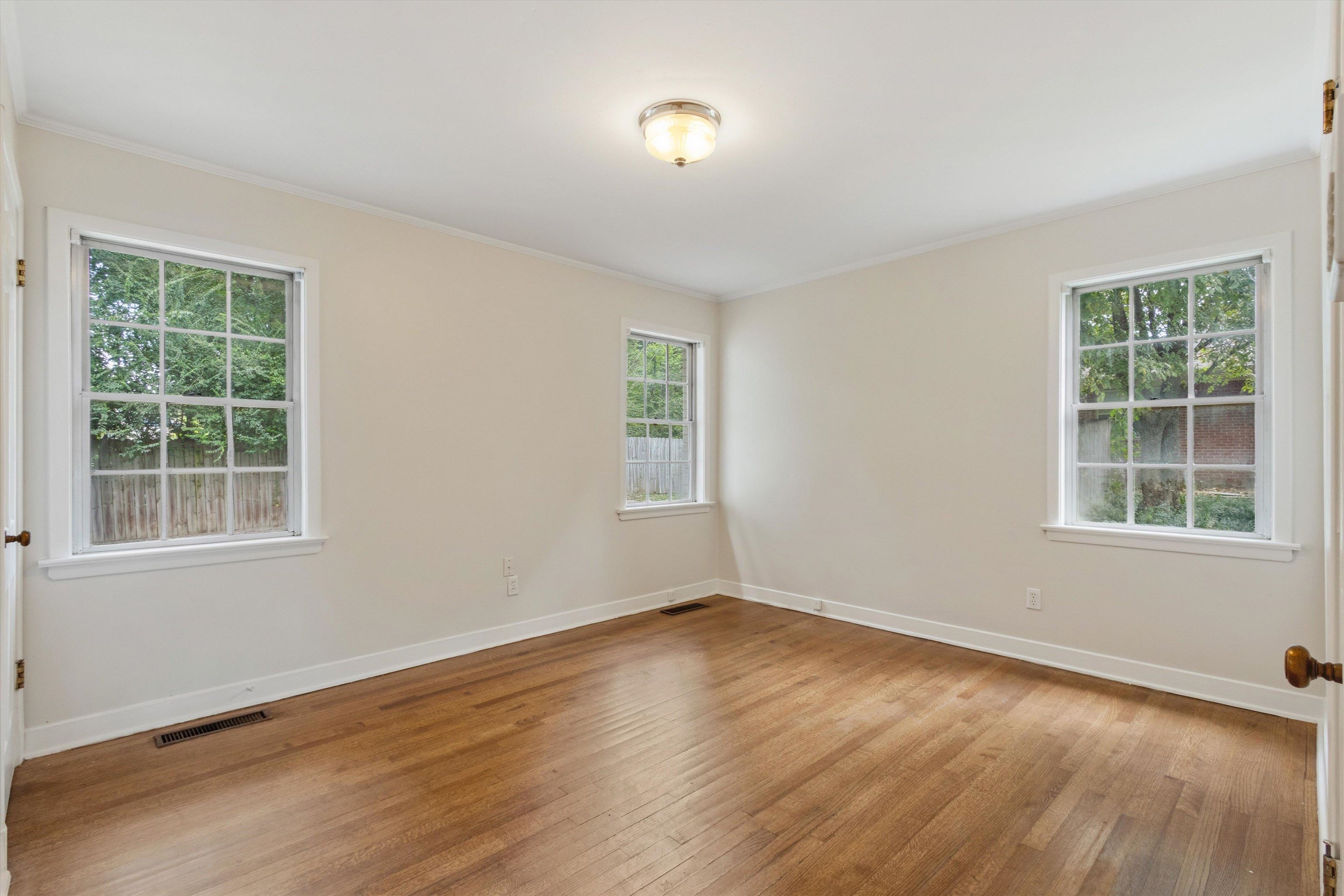344 Chuckwood Rd Property Photo 14