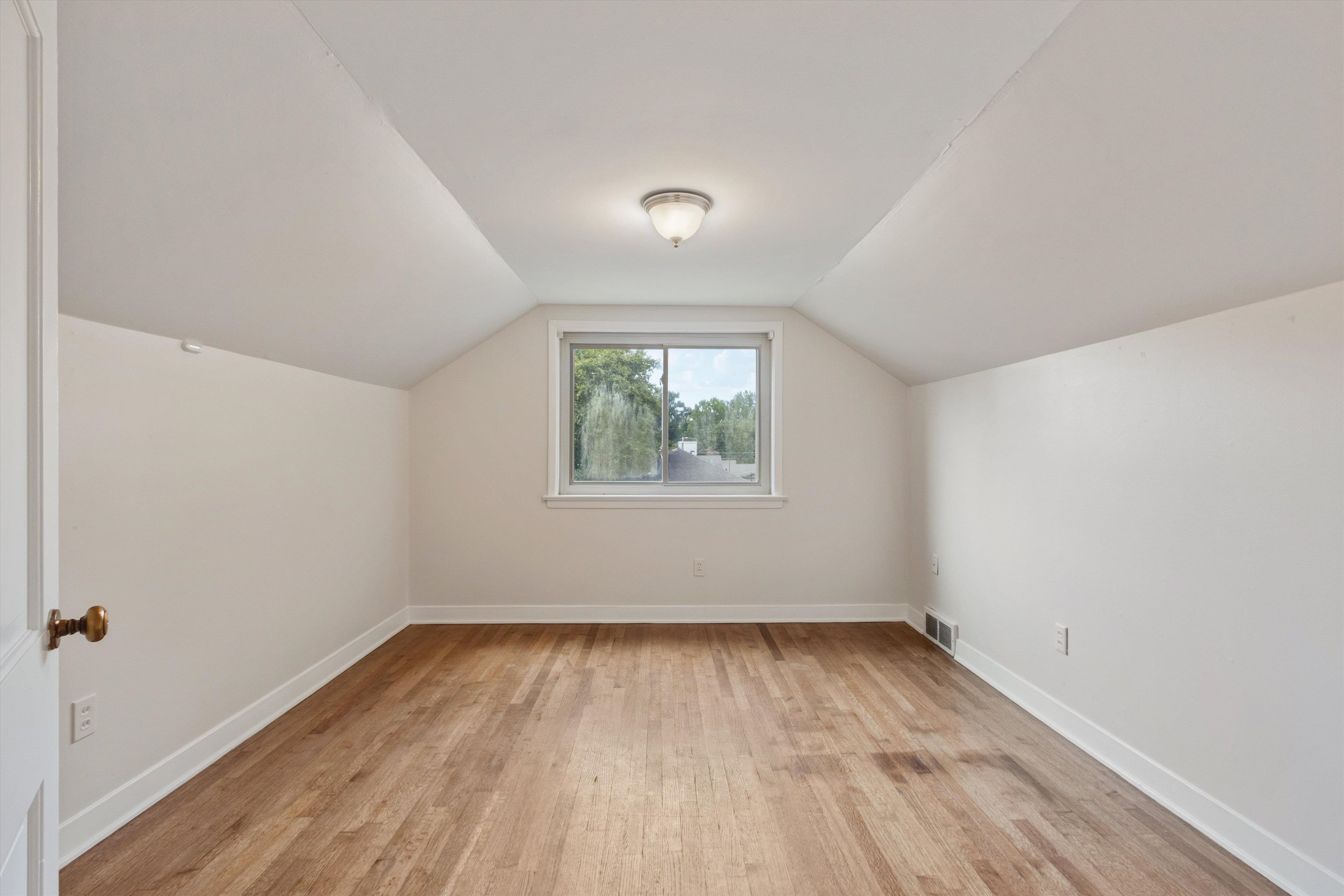 344 Chuckwood Rd Property Photo 21