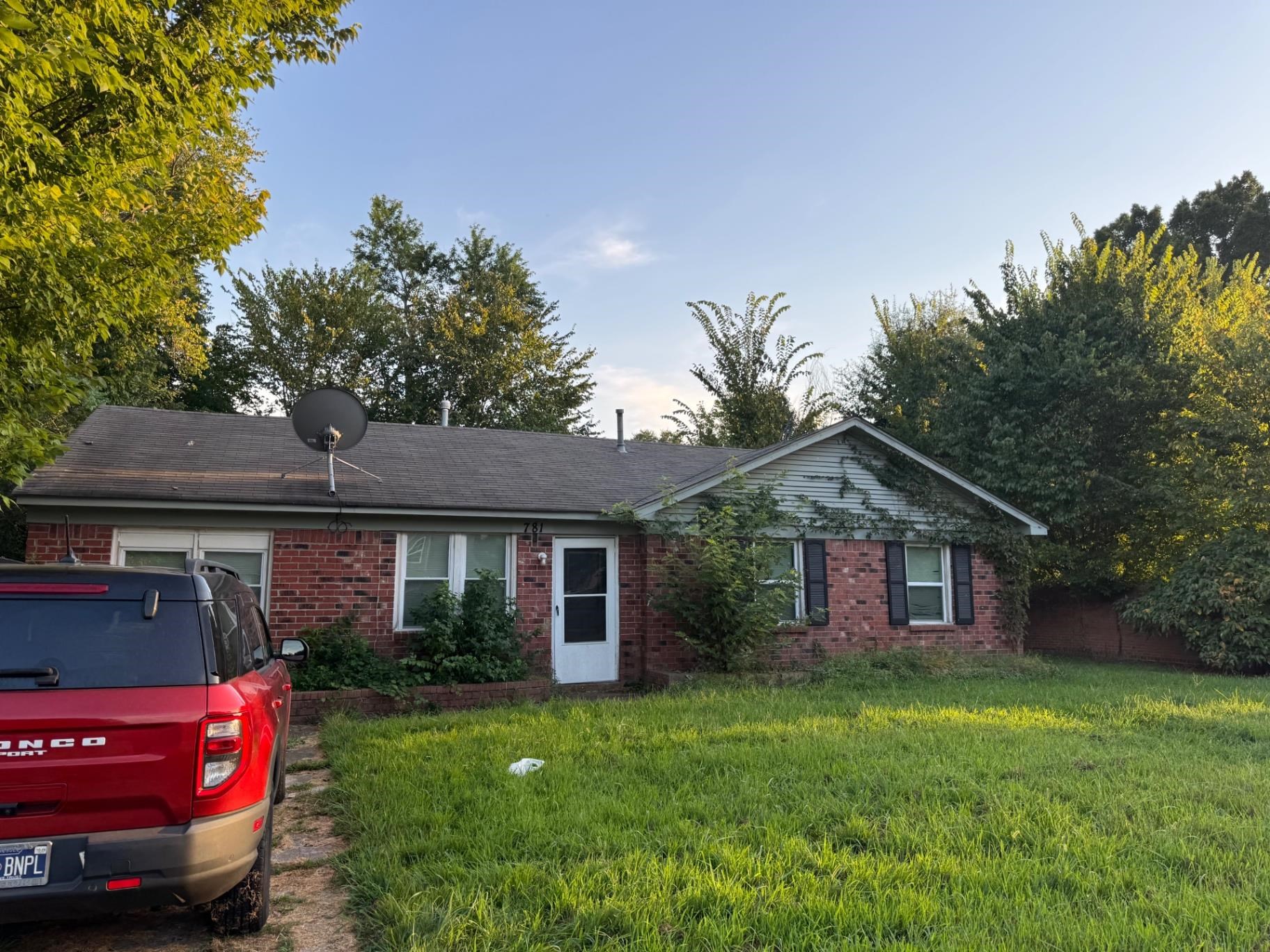 781 Northaven Dr Property Photo 1