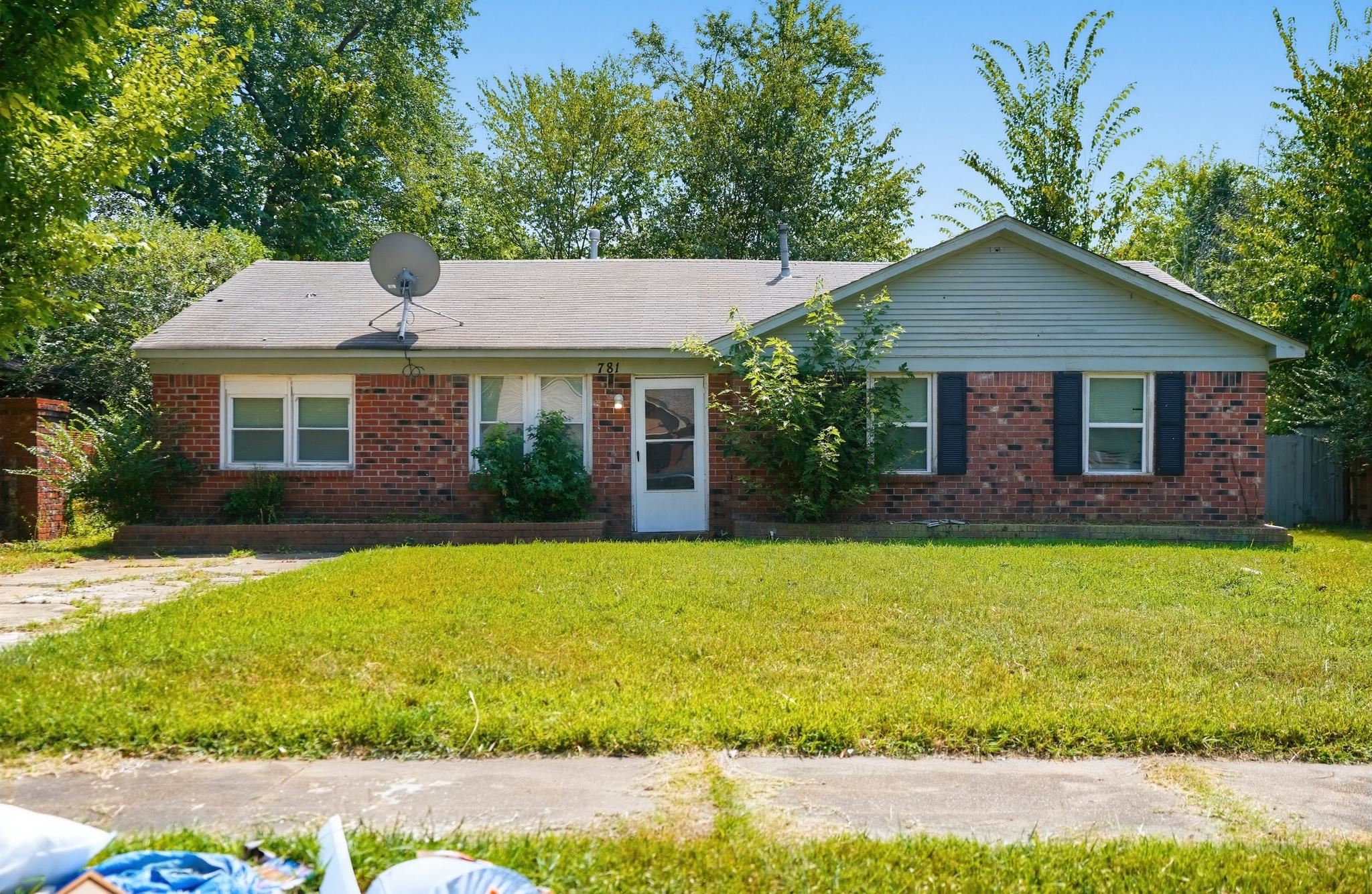 781 NORTHAVEN DR Property Photo 1