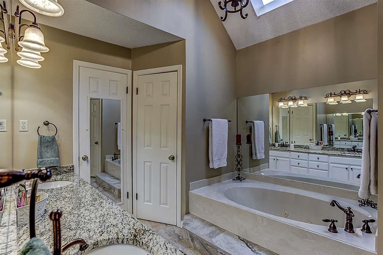 2472 Monte Carlo Dr Property Photo 12