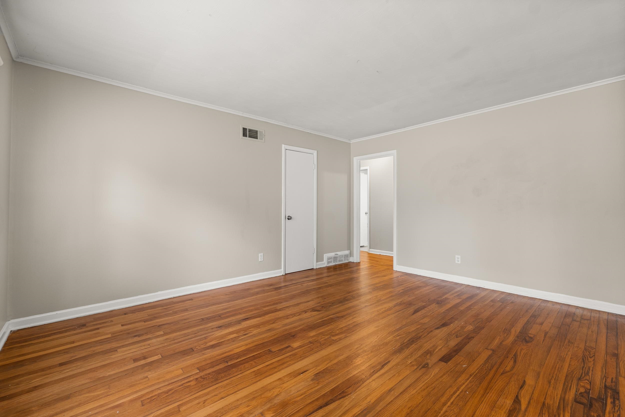 5247 Loch Lomond Rd Property Photo 2