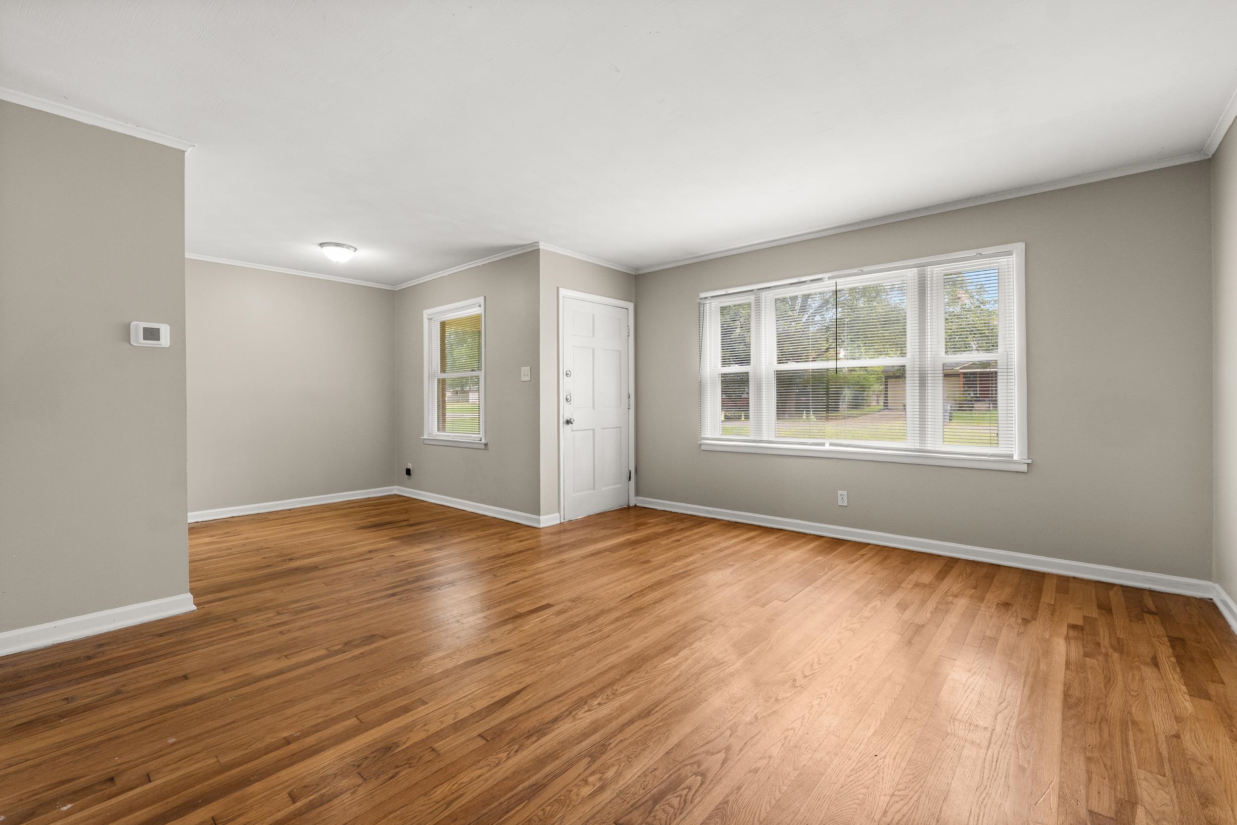 5247 Loch Lomond Rd Property Photo 4