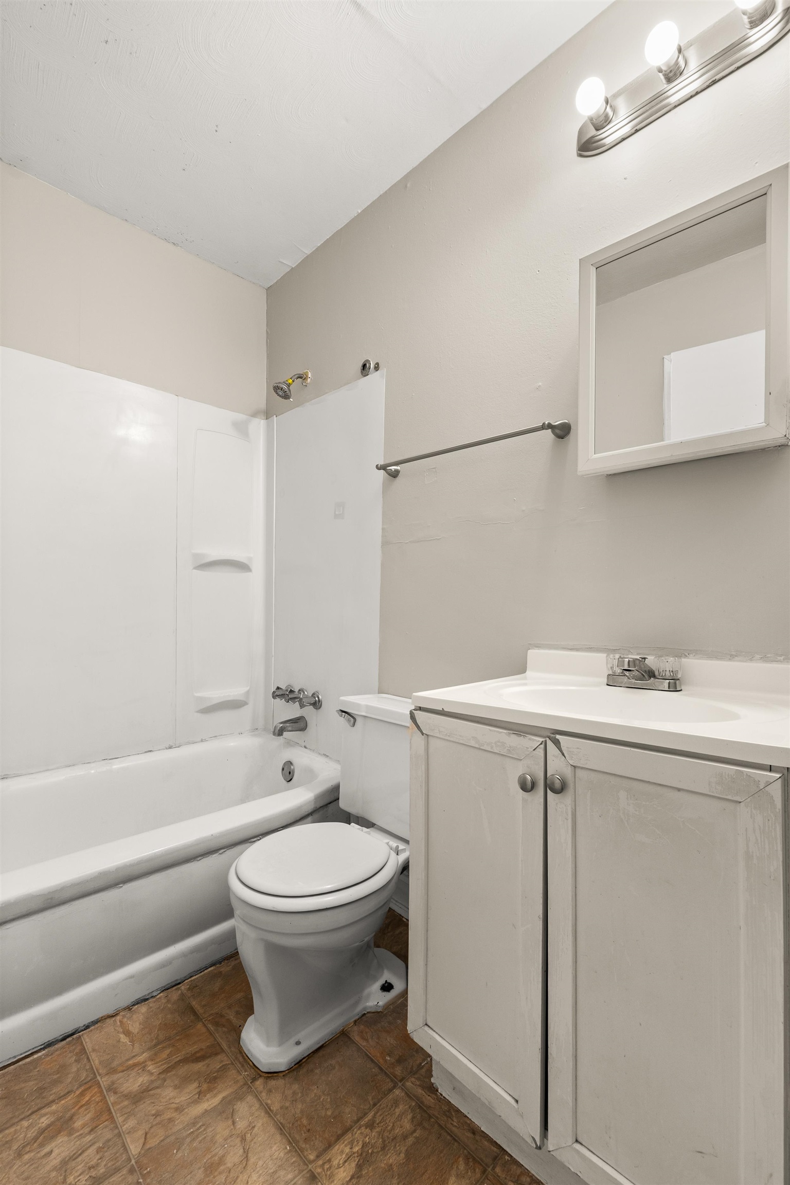 5247 Loch Lomond Rd Property Photo 13
