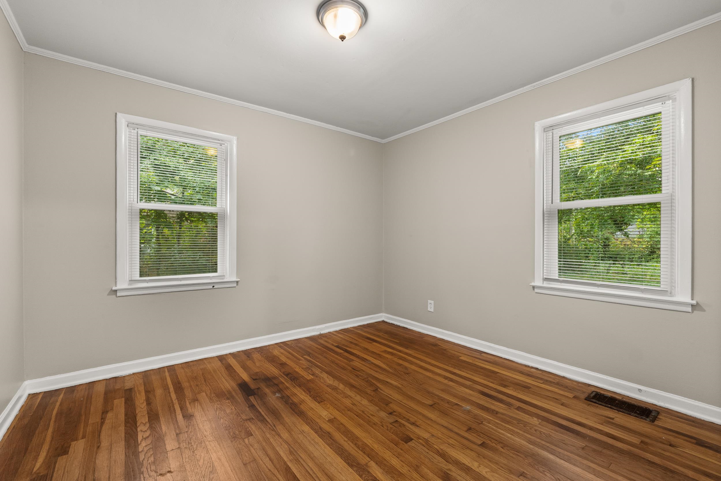 5247 Loch Lomond Rd Property Photo 16