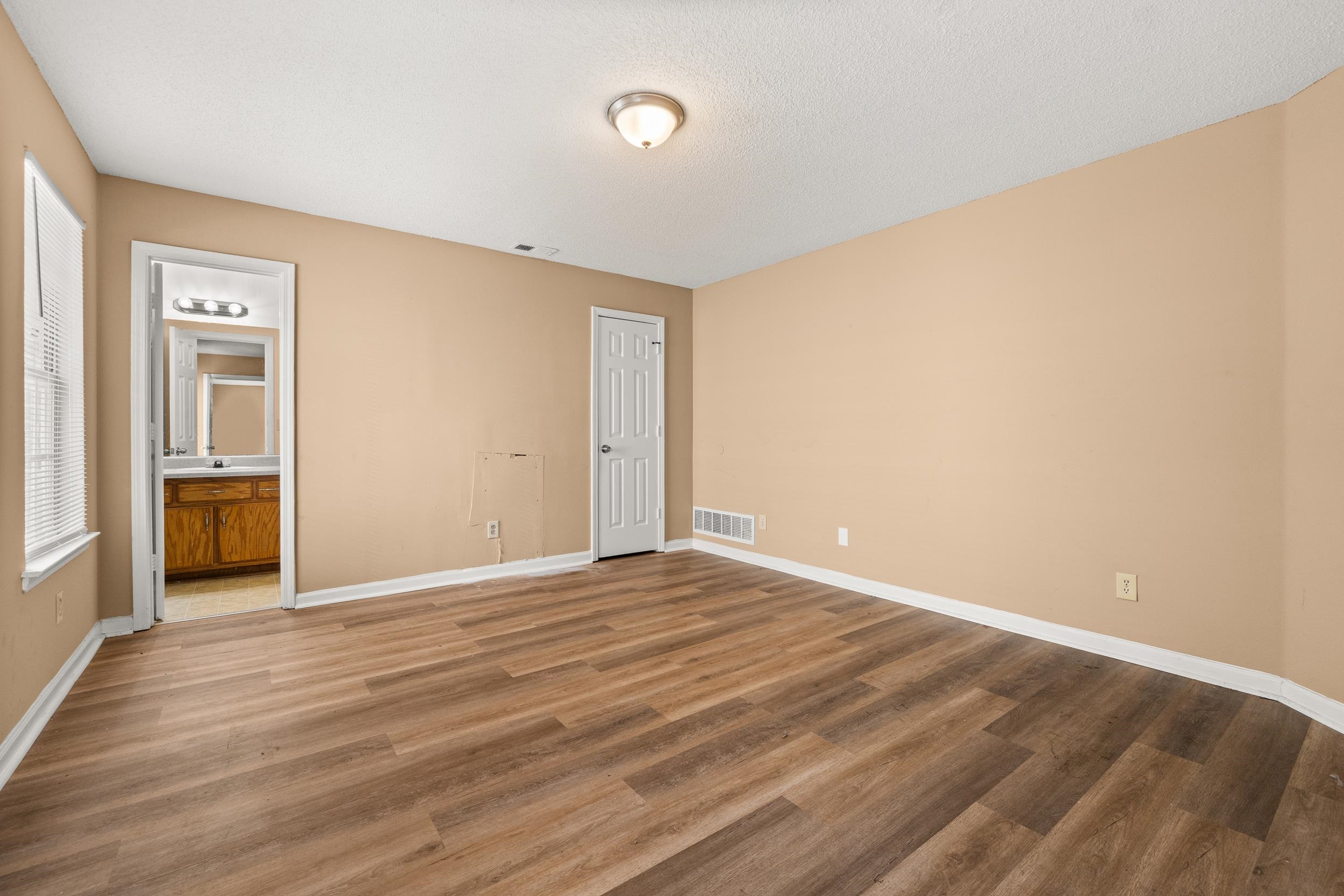 3954 Chelsea Hill Dr Property Photo 16