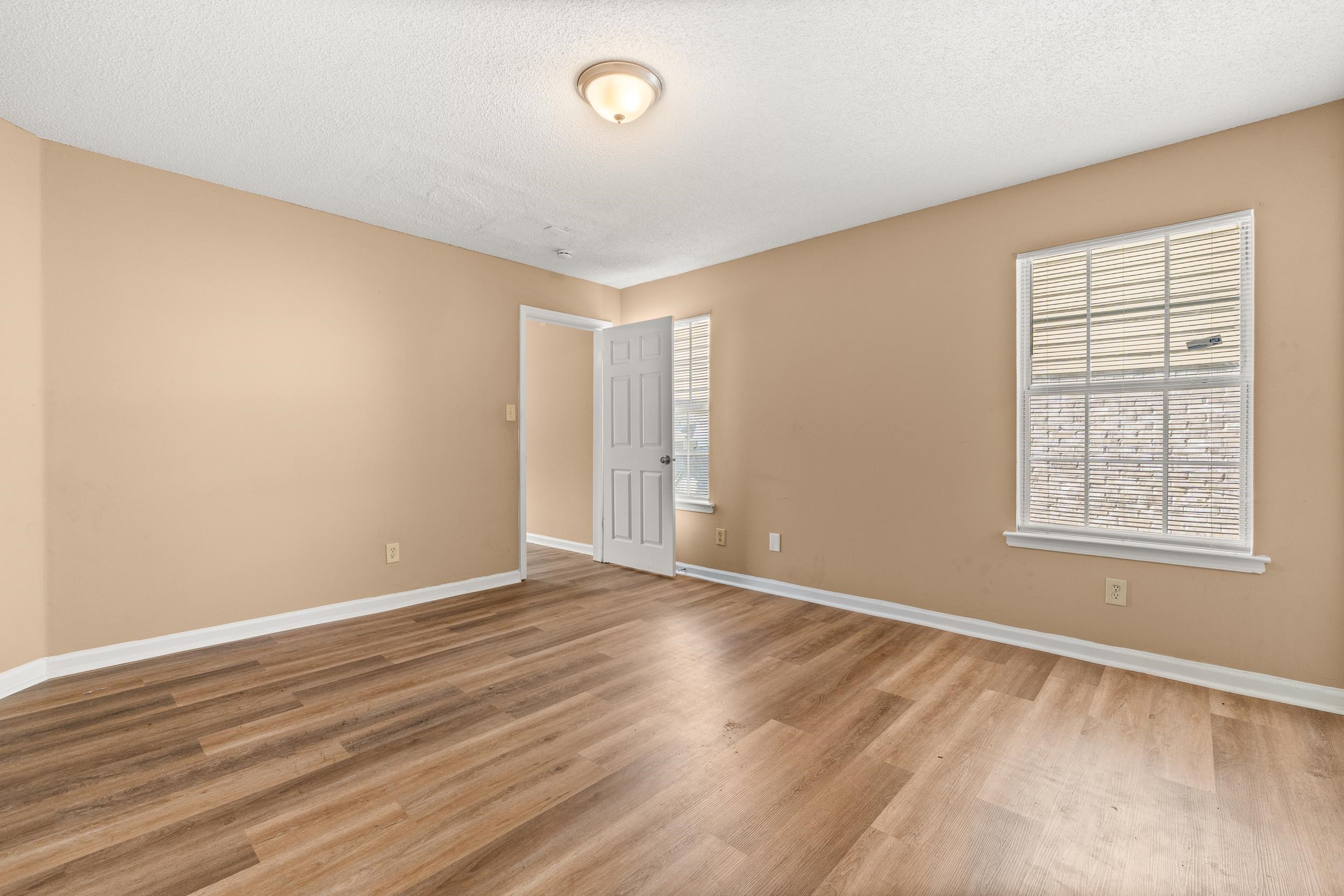 3954 Chelsea Hill Dr Property Photo 18