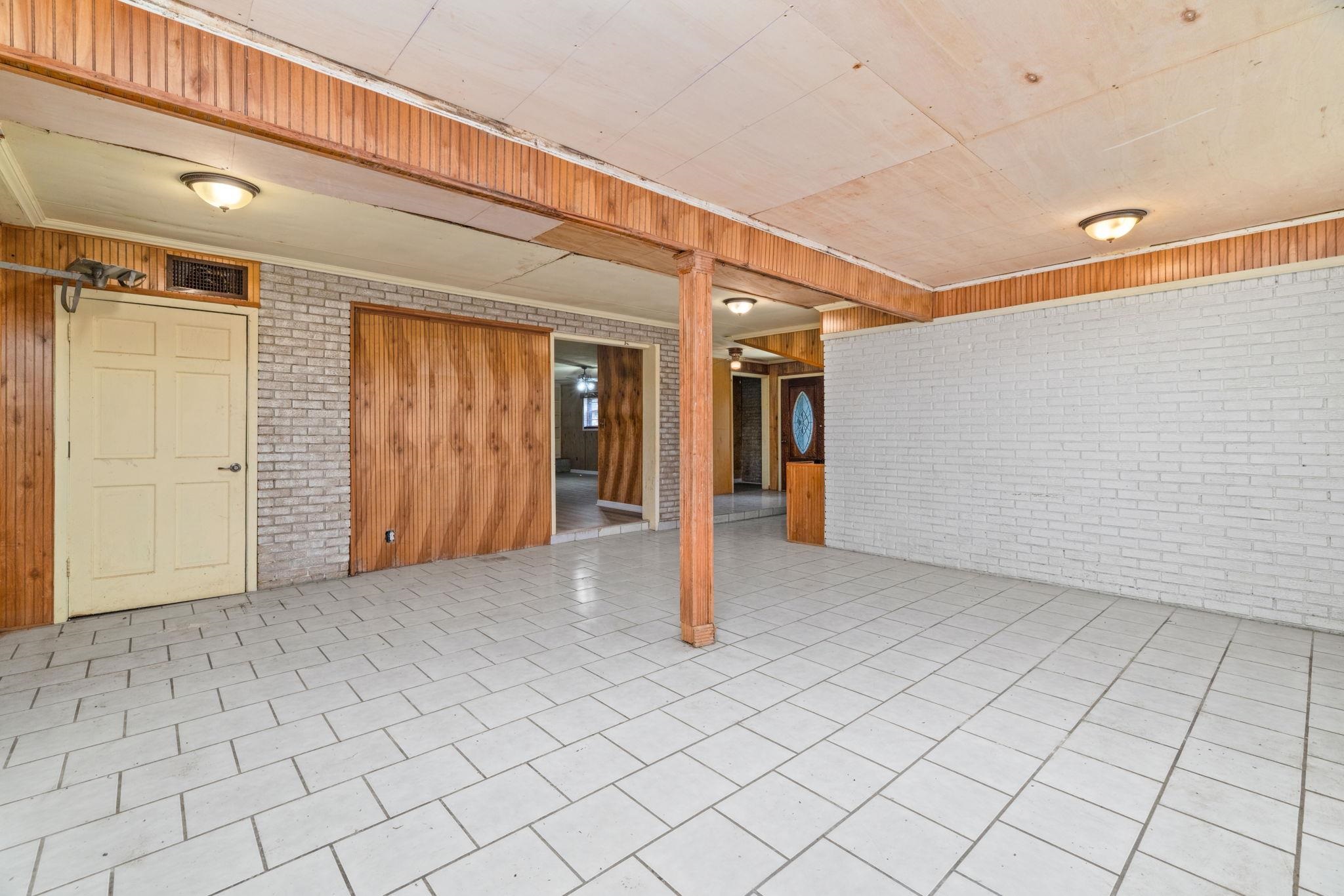 60116 Seminole Rd Property Photo 4