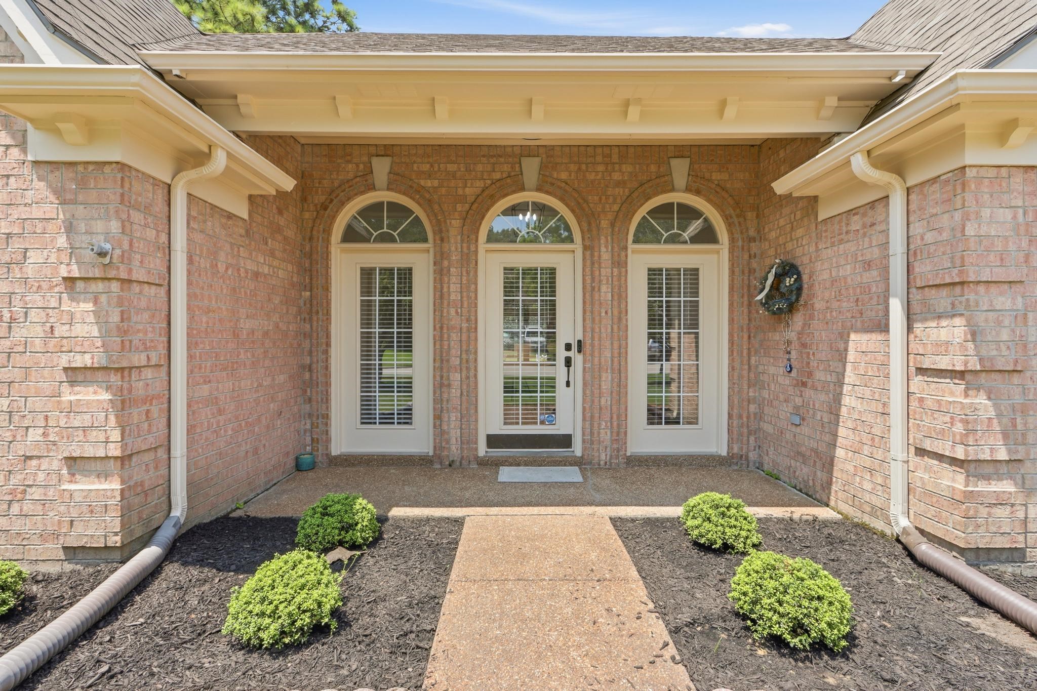 1325 River Pine Dr Property Photo 2