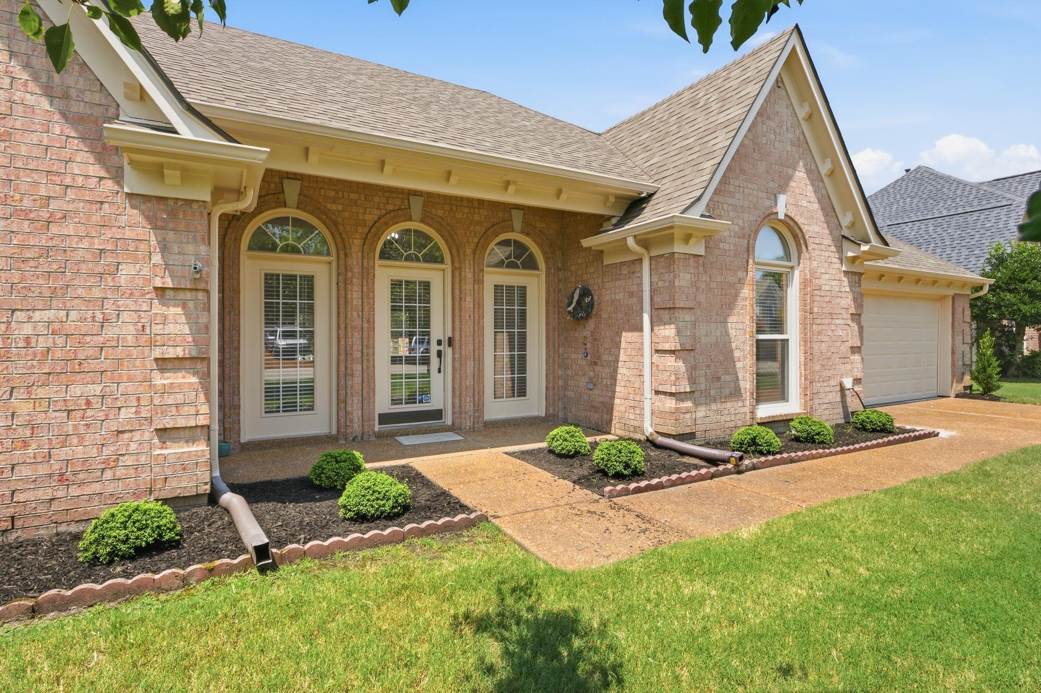 1325 River Pine Dr Property Photo 3