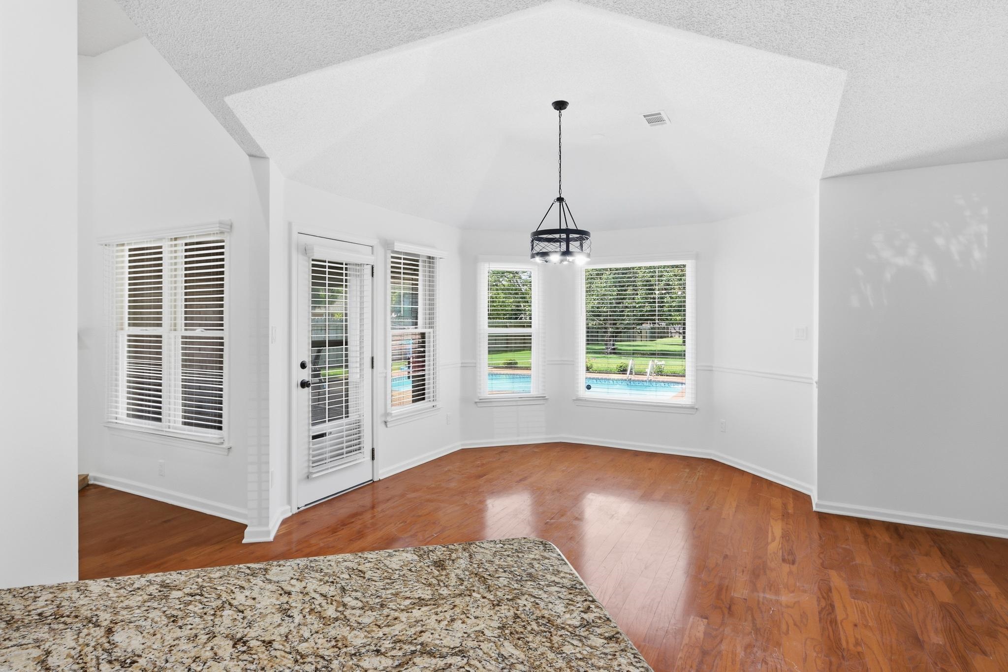 1325 River Pine Dr Property Photo 8
