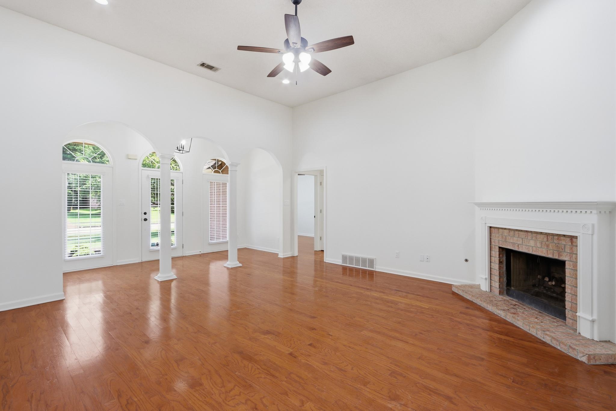 1325 River Pine Dr Property Photo 9