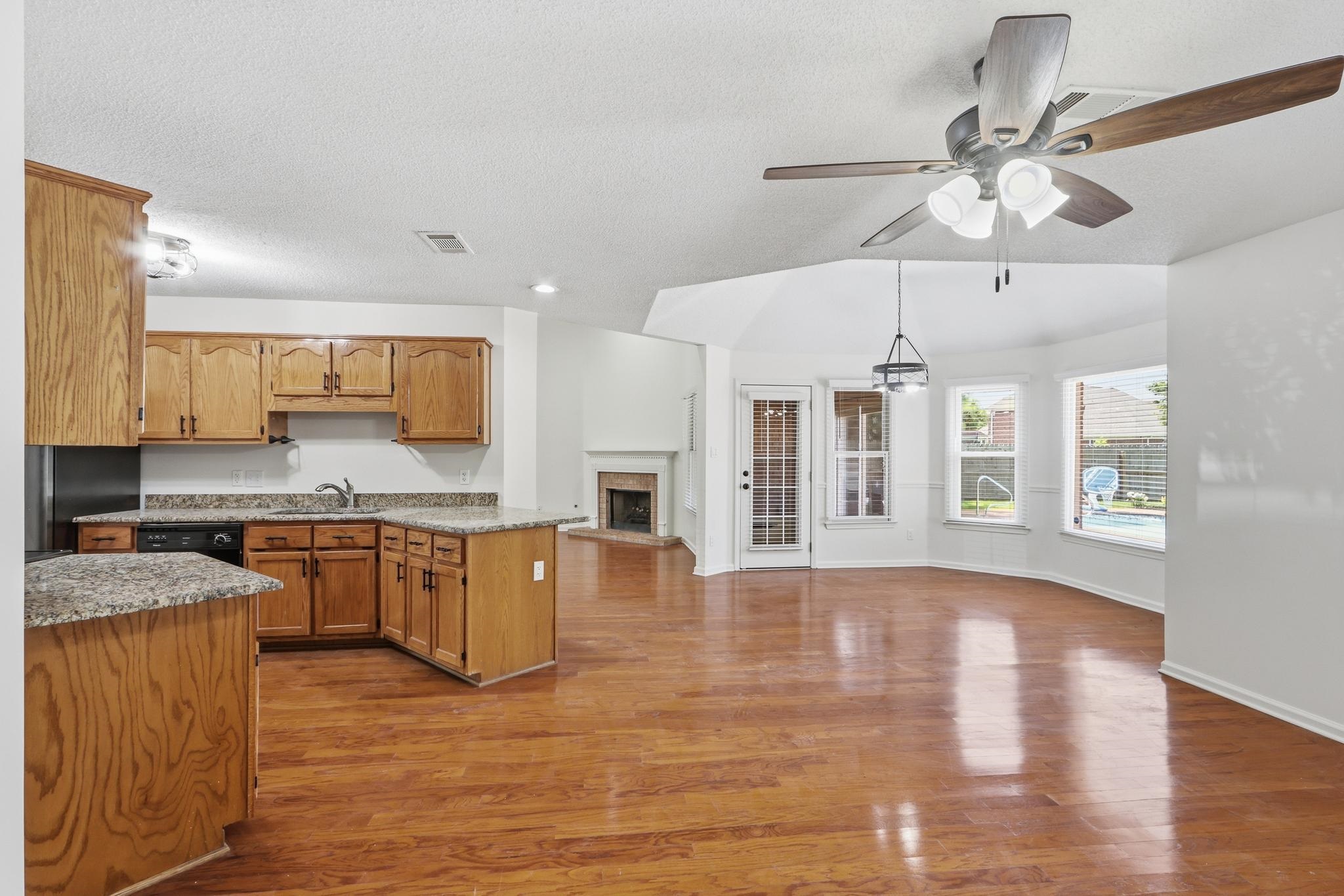 1325 River Pine Dr Property Photo 11