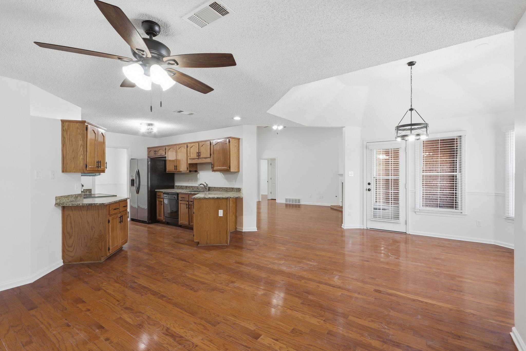 1325 River Pine Dr Property Photo 26