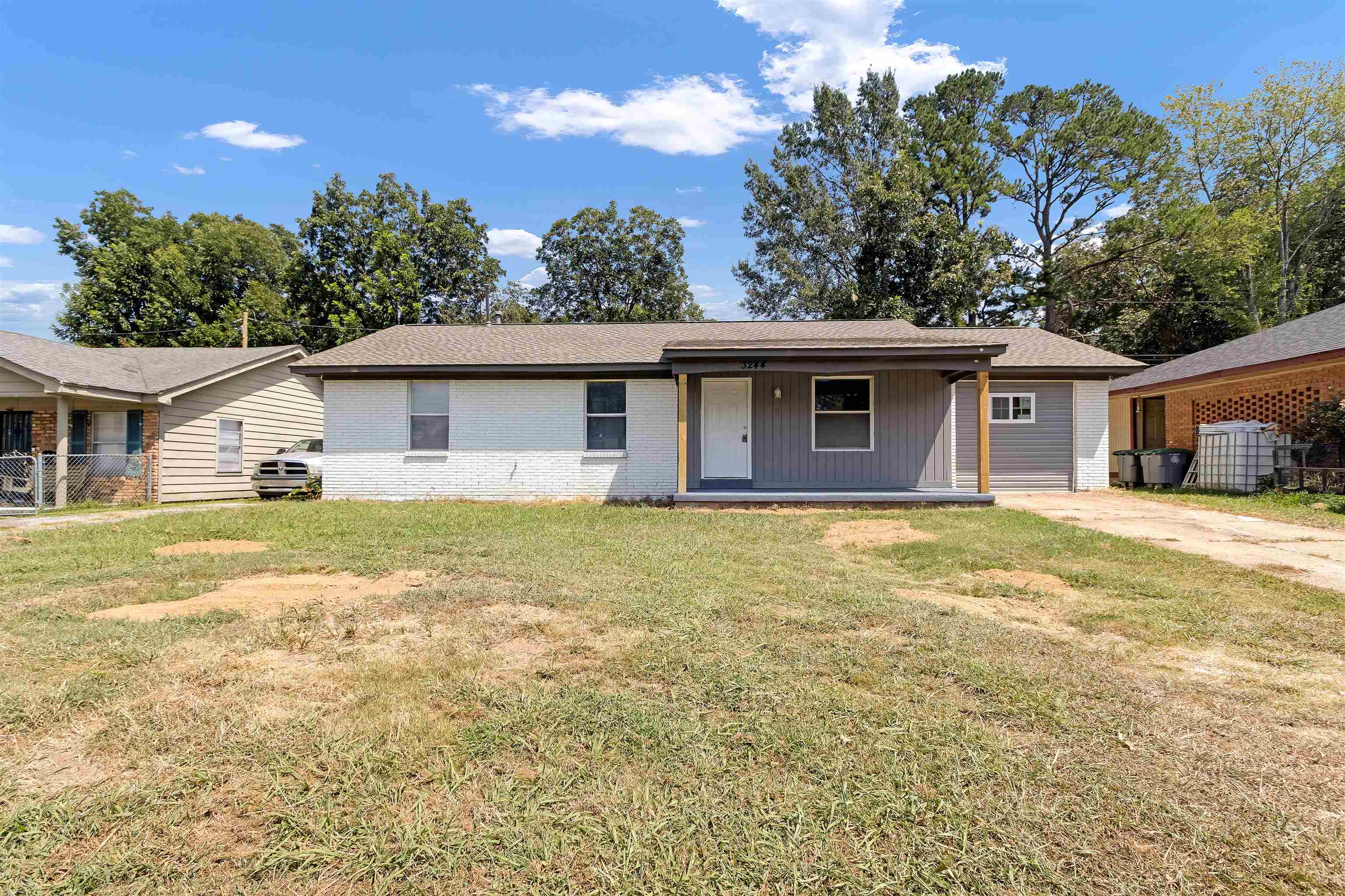 3244 S Perkins Rd Property Photo 1