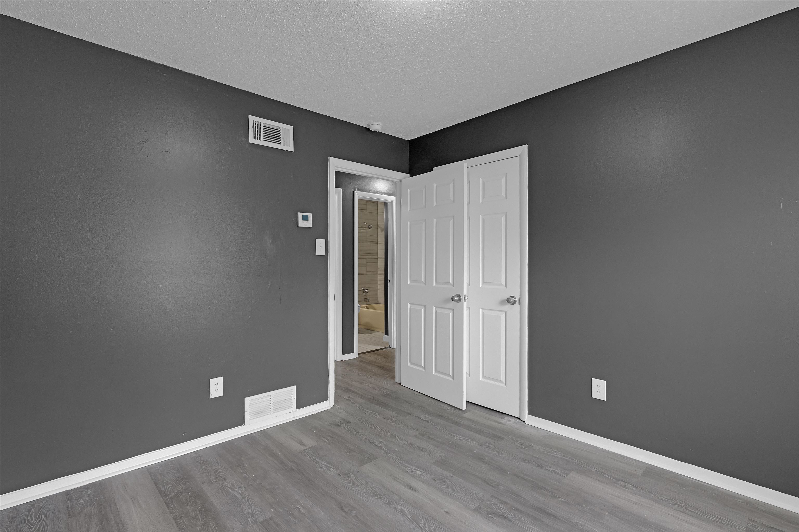 3244 S Perkins Rd Property Photo 15