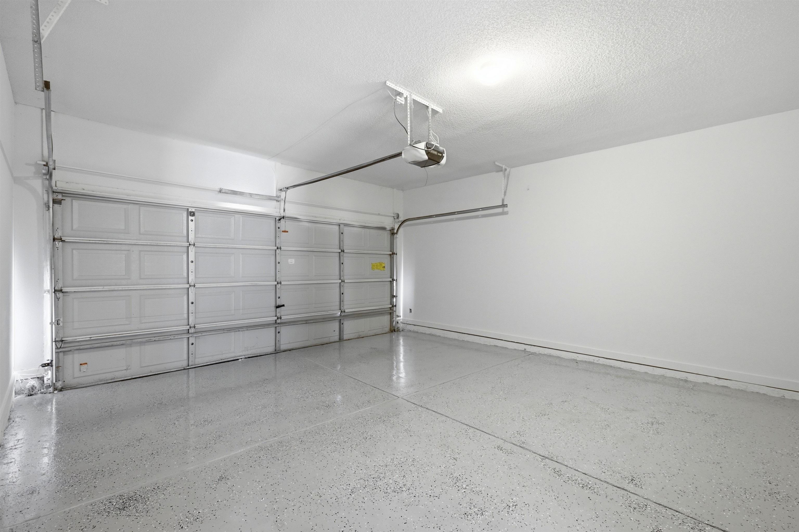 858 Crossfield Cv Property Photo 18