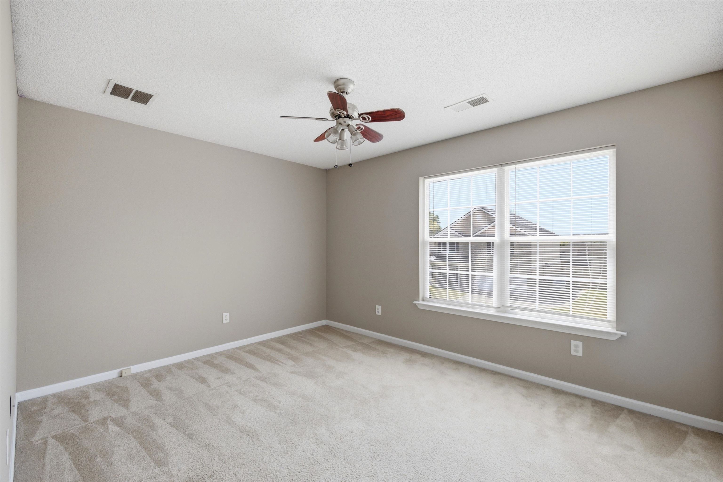 858 Crossfield Cv Property Photo 22