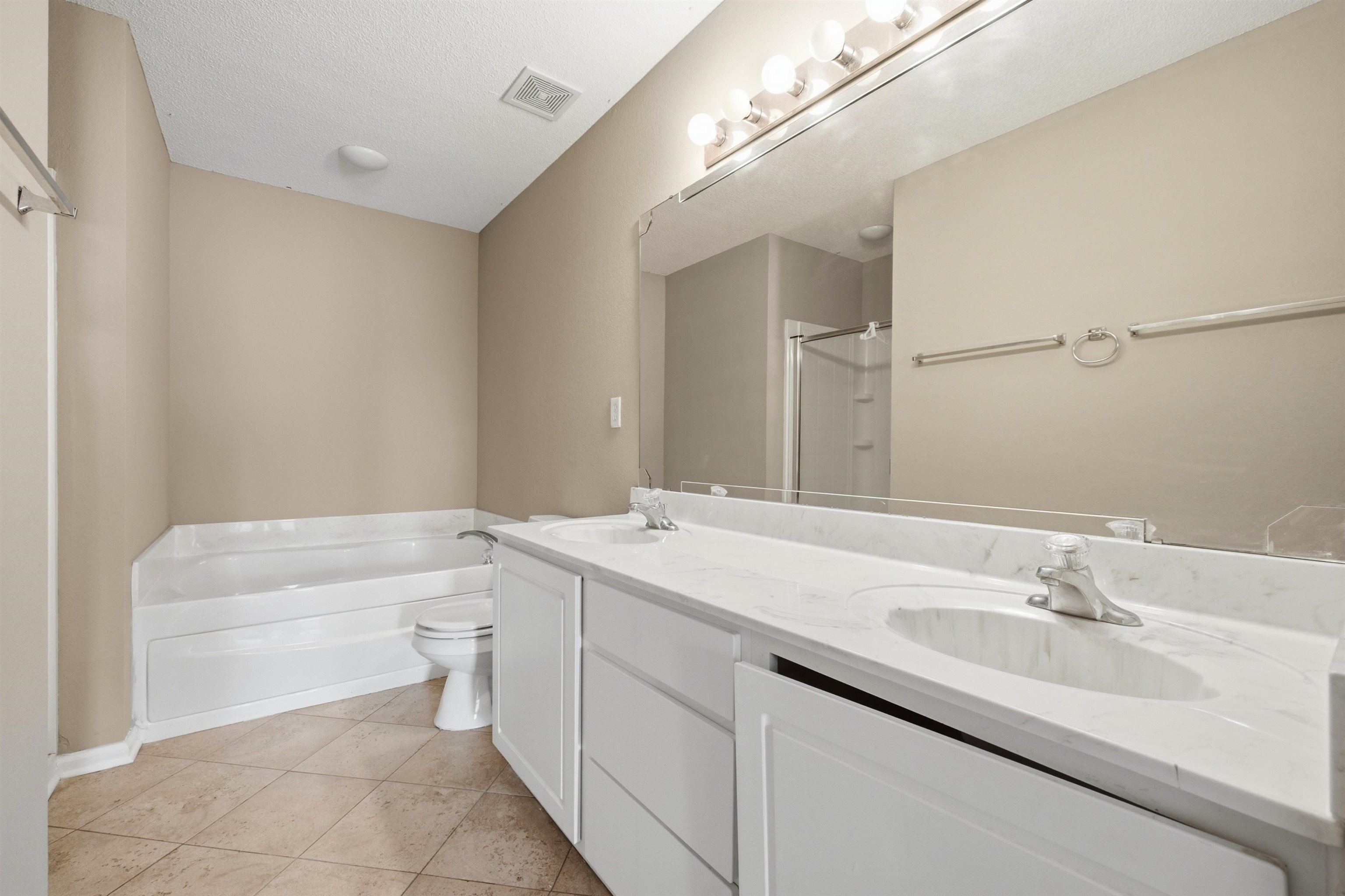 858 Crossfield Cv Property Photo 26
