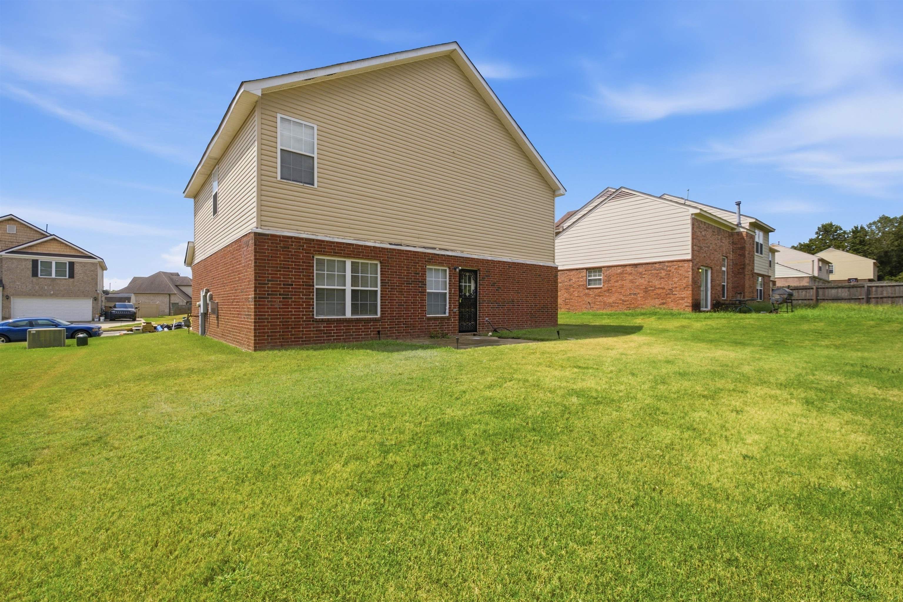858 Crossfield Cv Property Photo 36