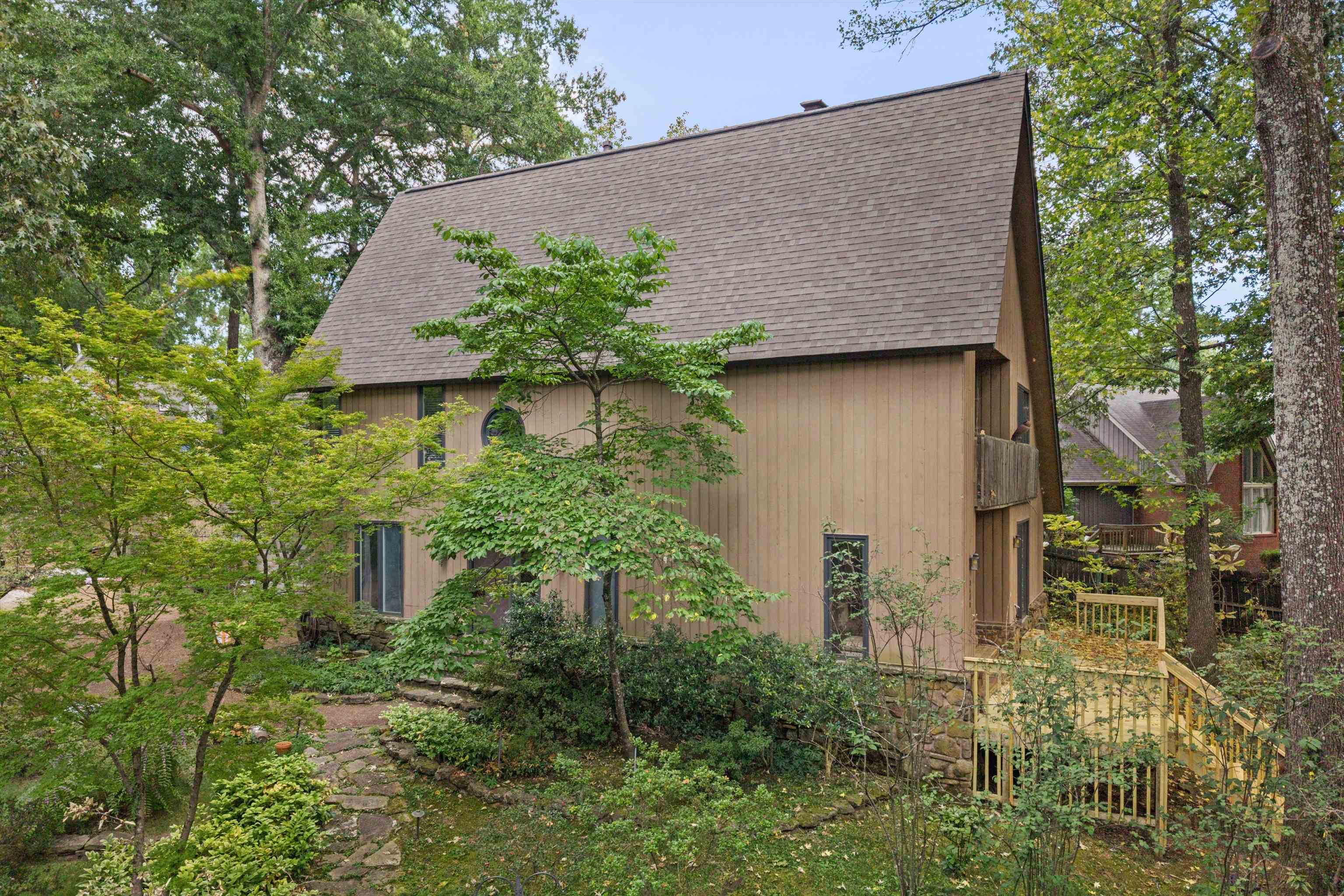 2480 Wishanger Cv Property Photo 3