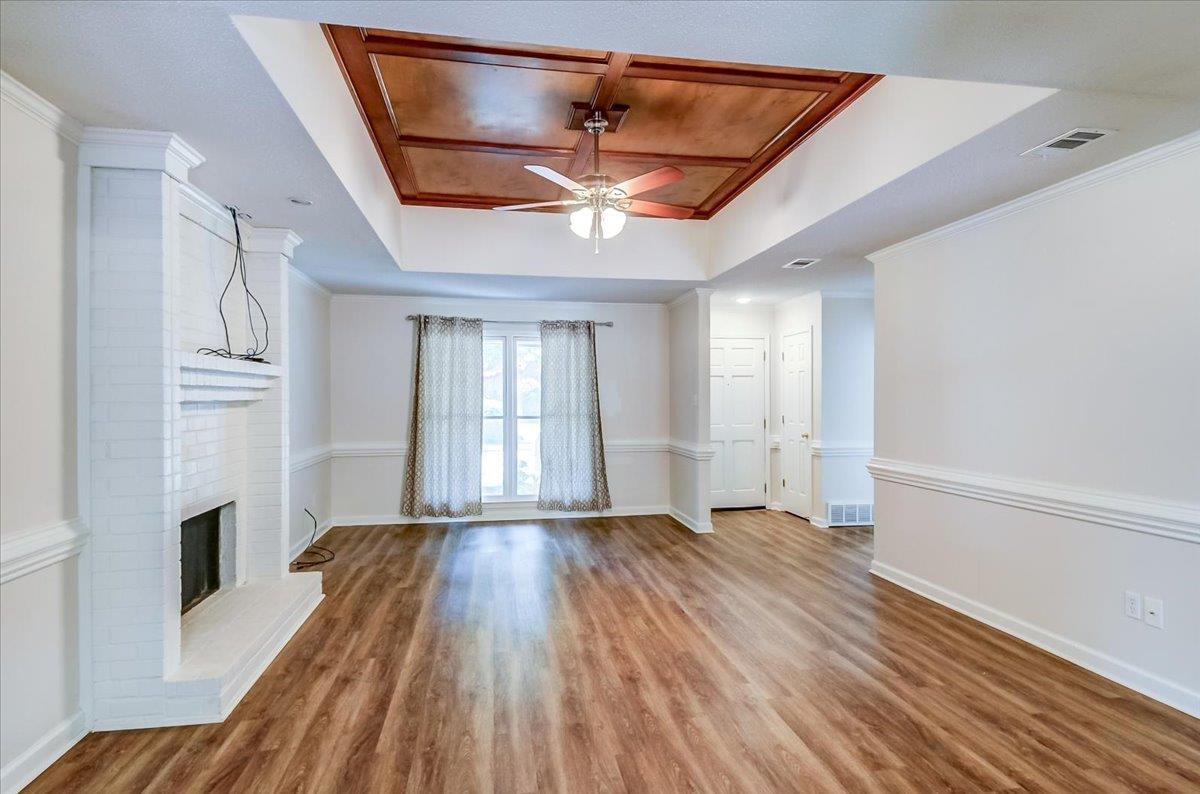 8902 Walnut Ridge Loop Property Photo 4