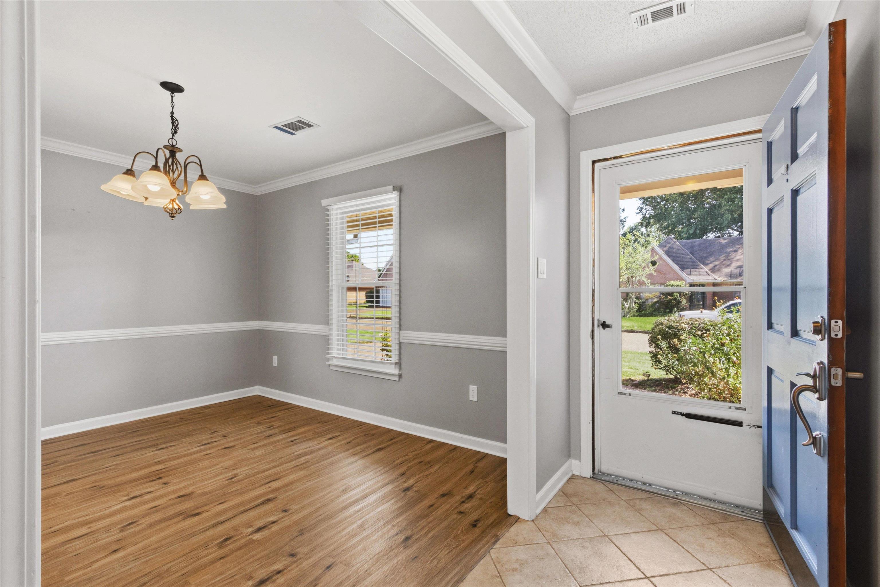 7574 Dexter Hills Dr Property Photo 5