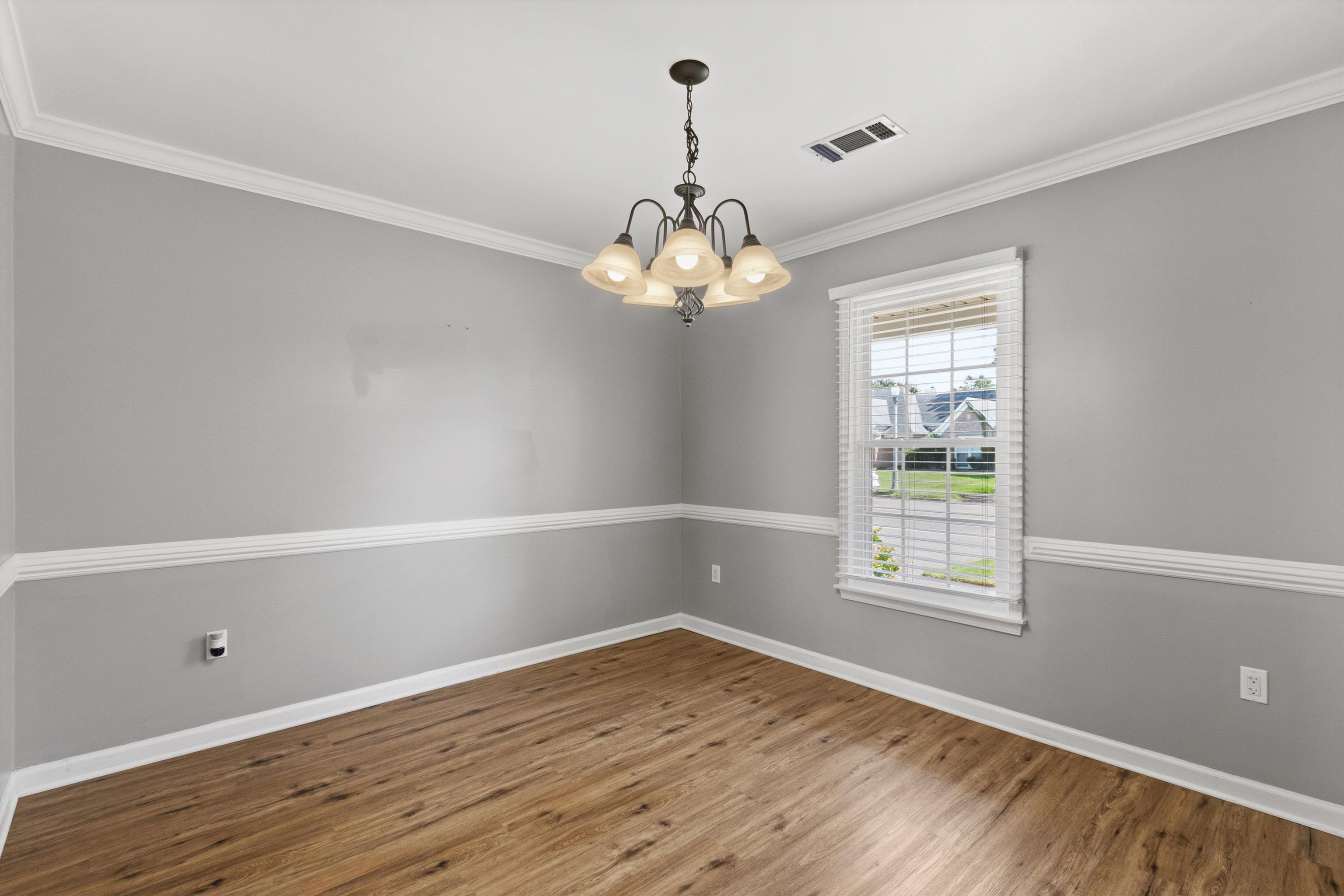 7574 Dexter Hills Dr Property Photo 6