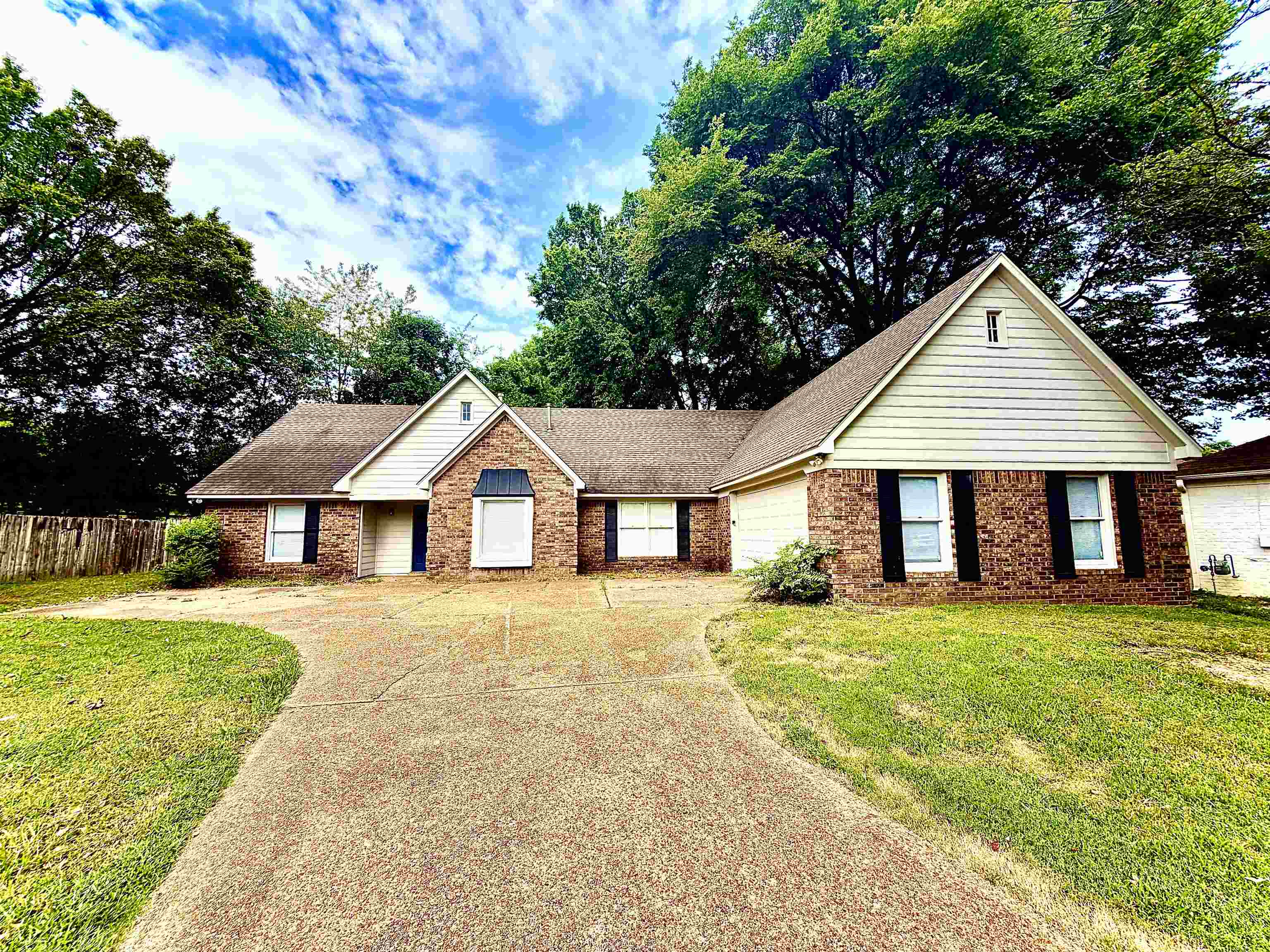 4801 Bradfield Run Property Photo 1