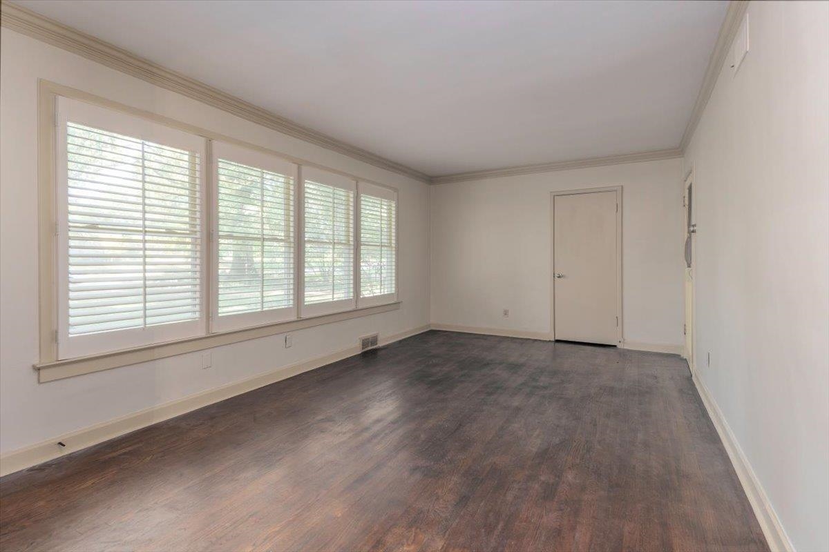 4910 Cole Rd Property Photo 3