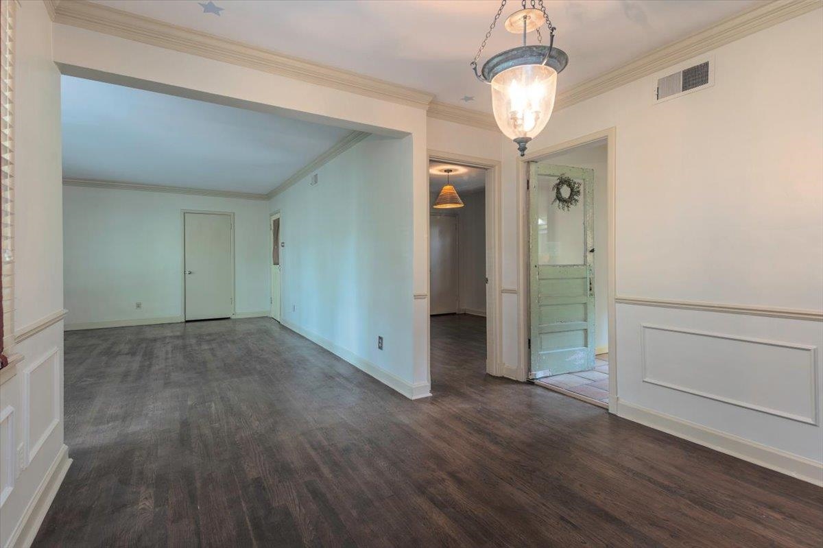 4910 Cole Rd Property Photo 8