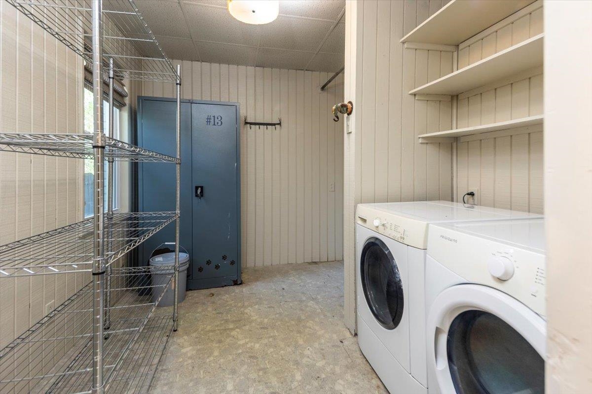4910 Cole Rd Property Photo 17