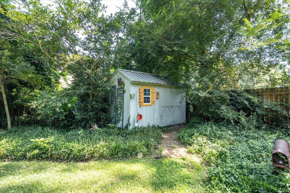 4910 Cole Rd Property Photo 24