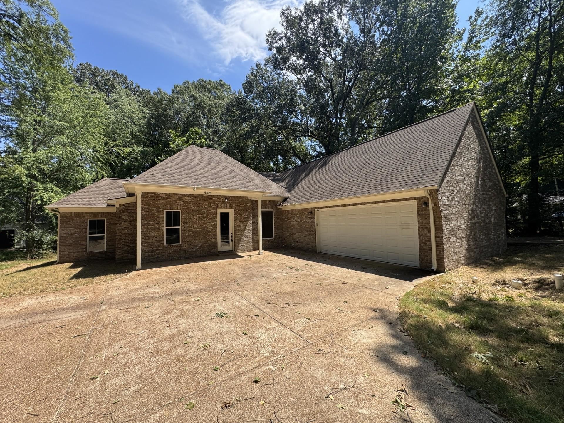 4428 Auburn Rd Property Photo 1