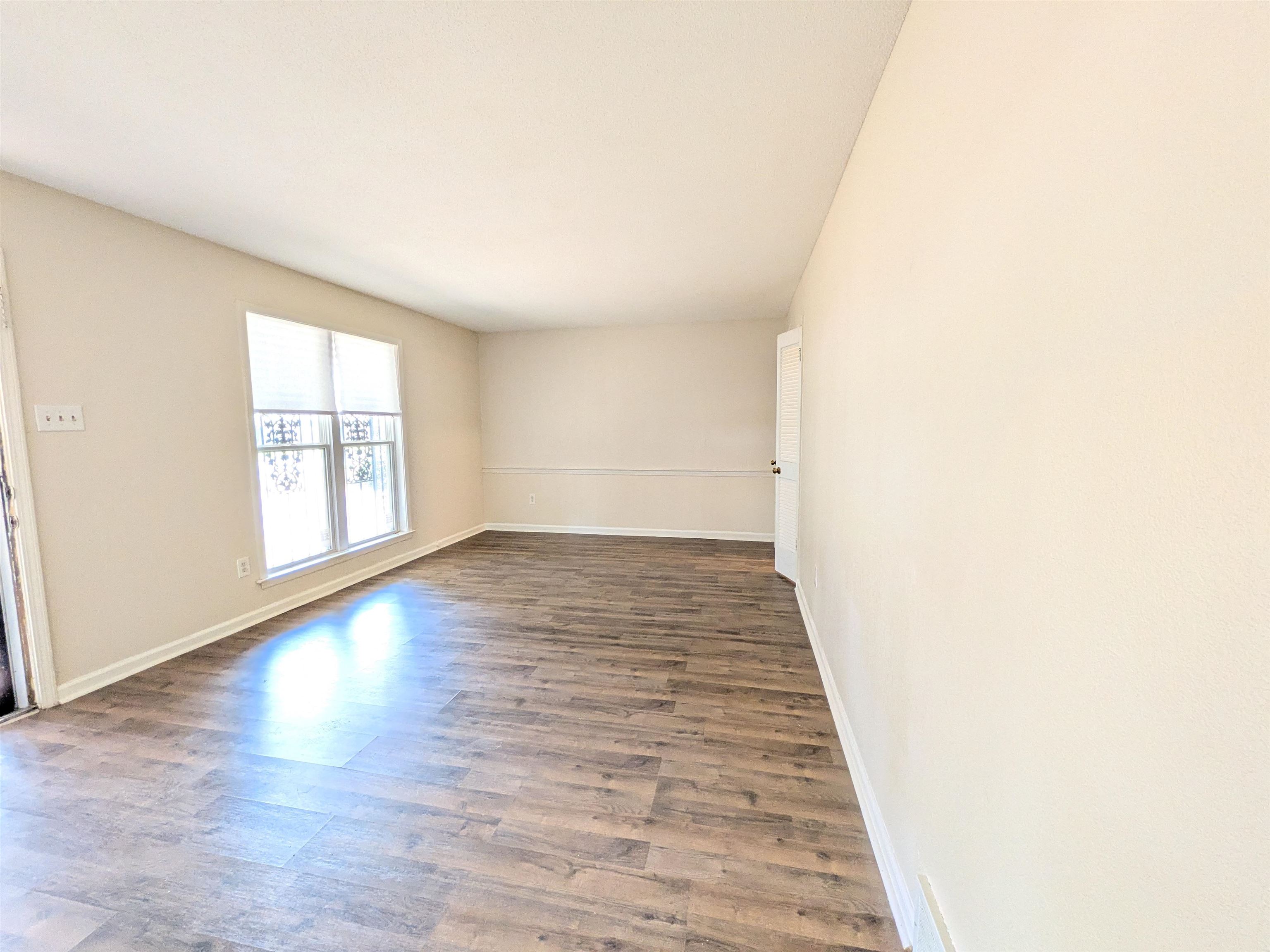5352 Heritage Ave Property Photo 14