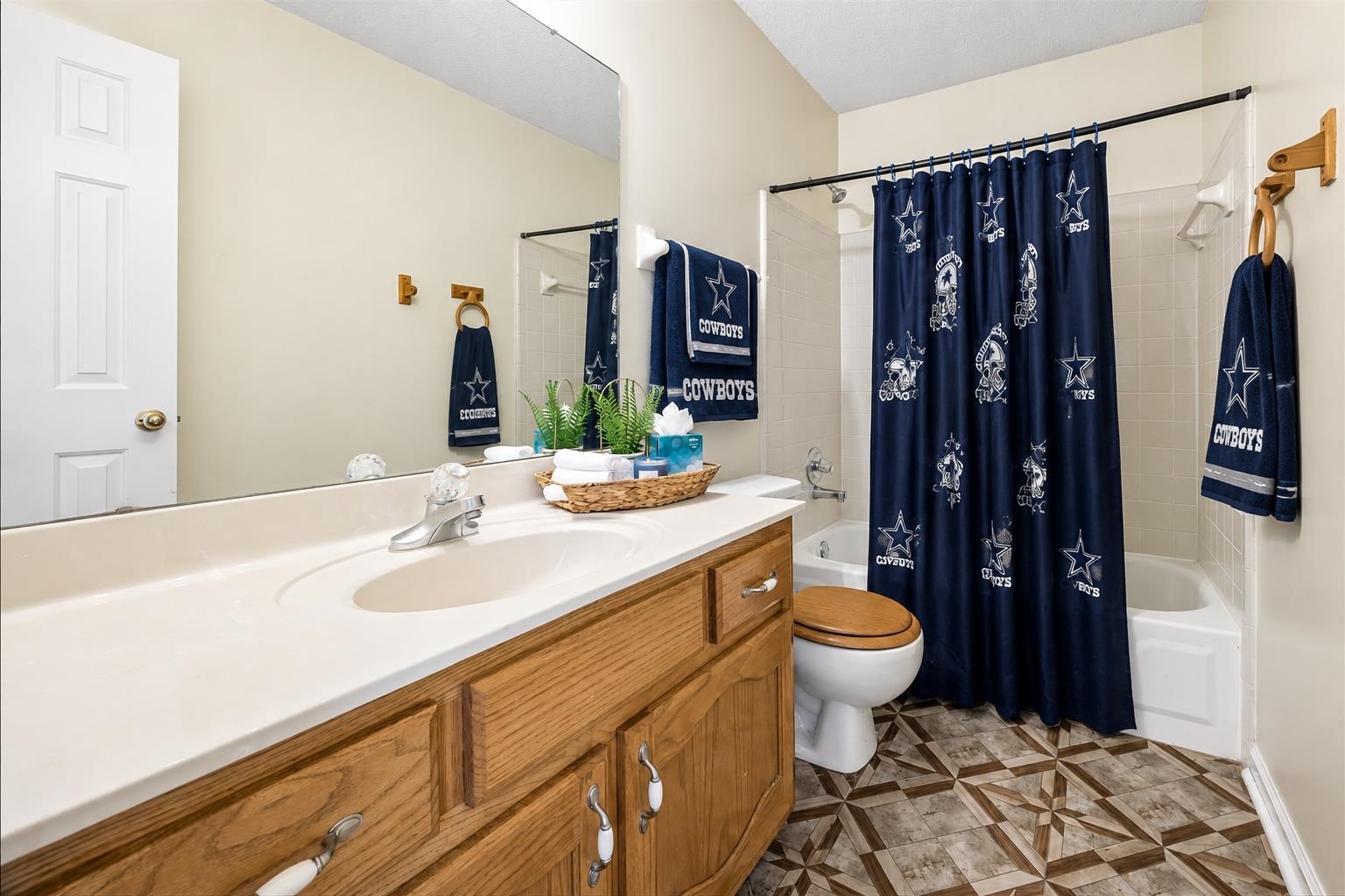 5324 Annandale Dr Property Photo 19
